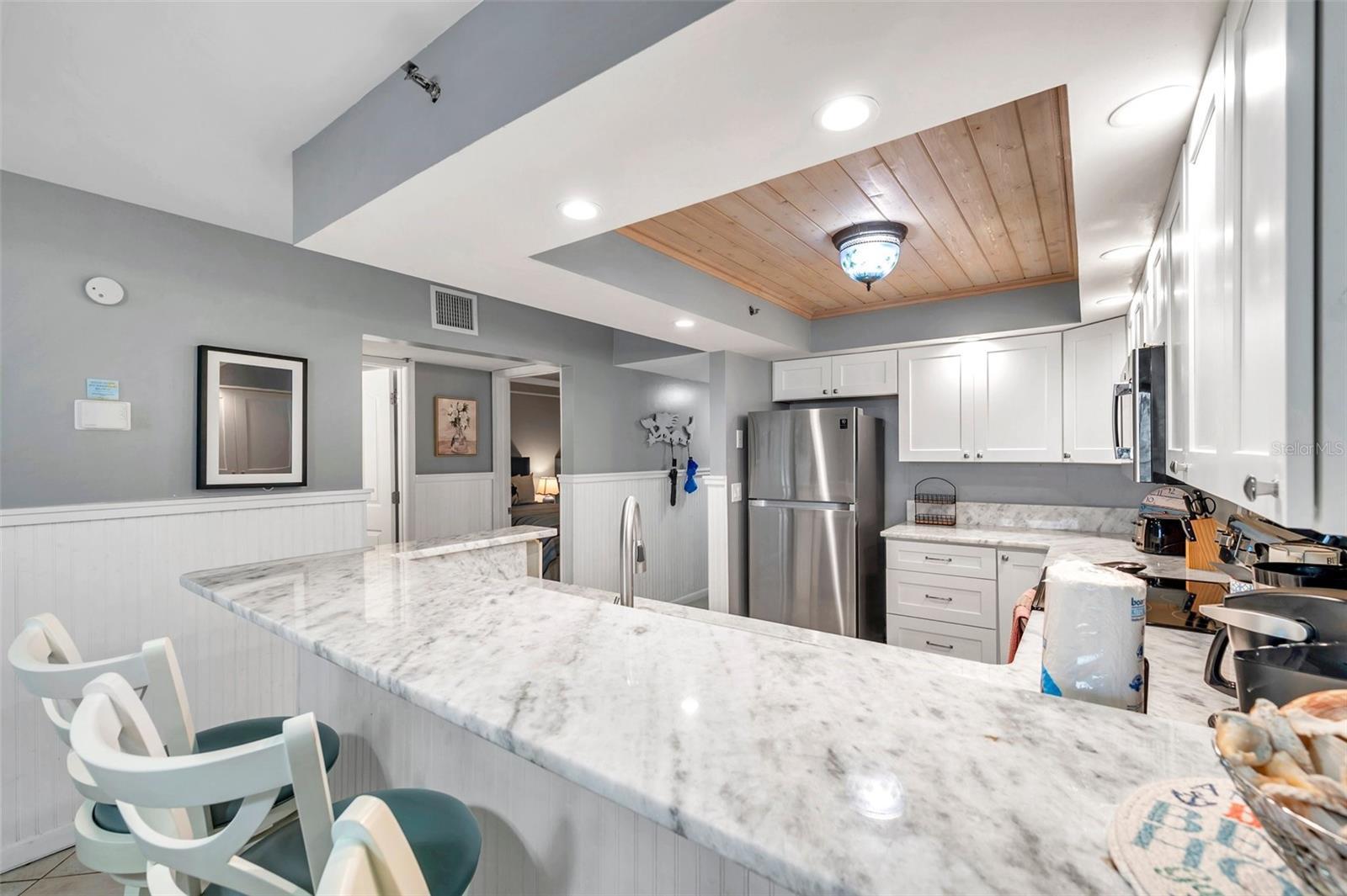 20000 GULF BLVD #305, INDIAN SHORES, FL, 33785