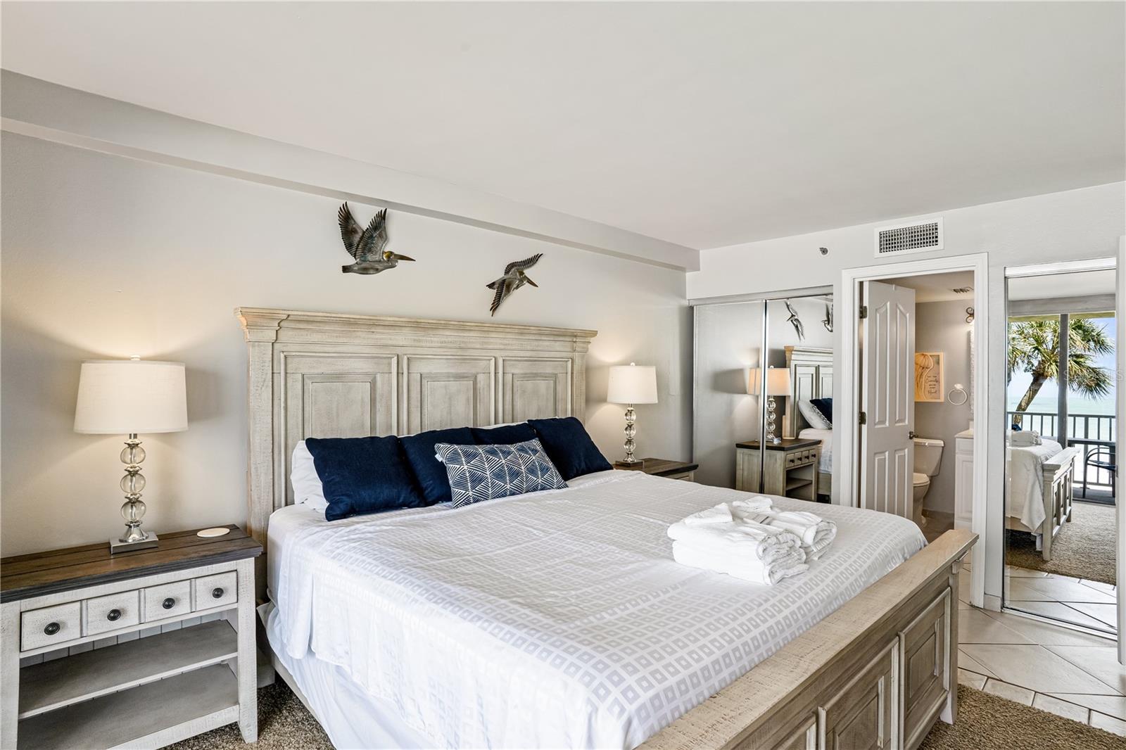 20000 GULF BLVD #305, INDIAN SHORES, FL, 33785