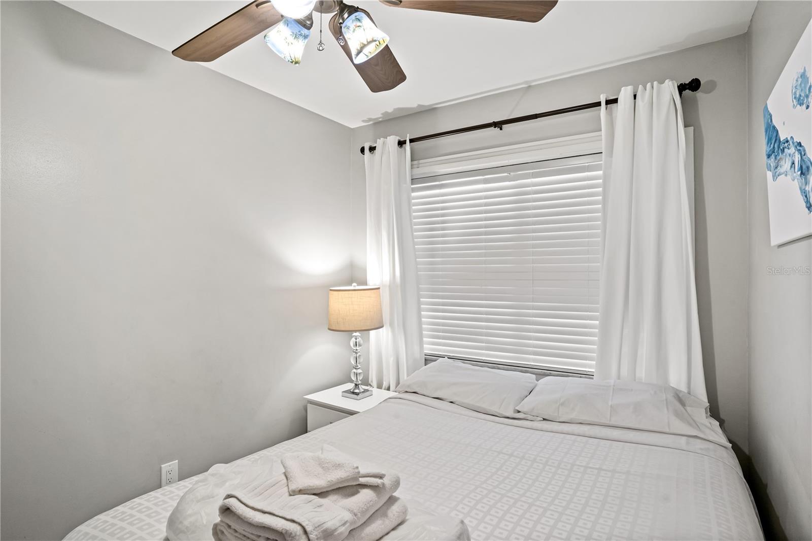 20000 GULF BLVD #305, INDIAN SHORES, FL, 33785