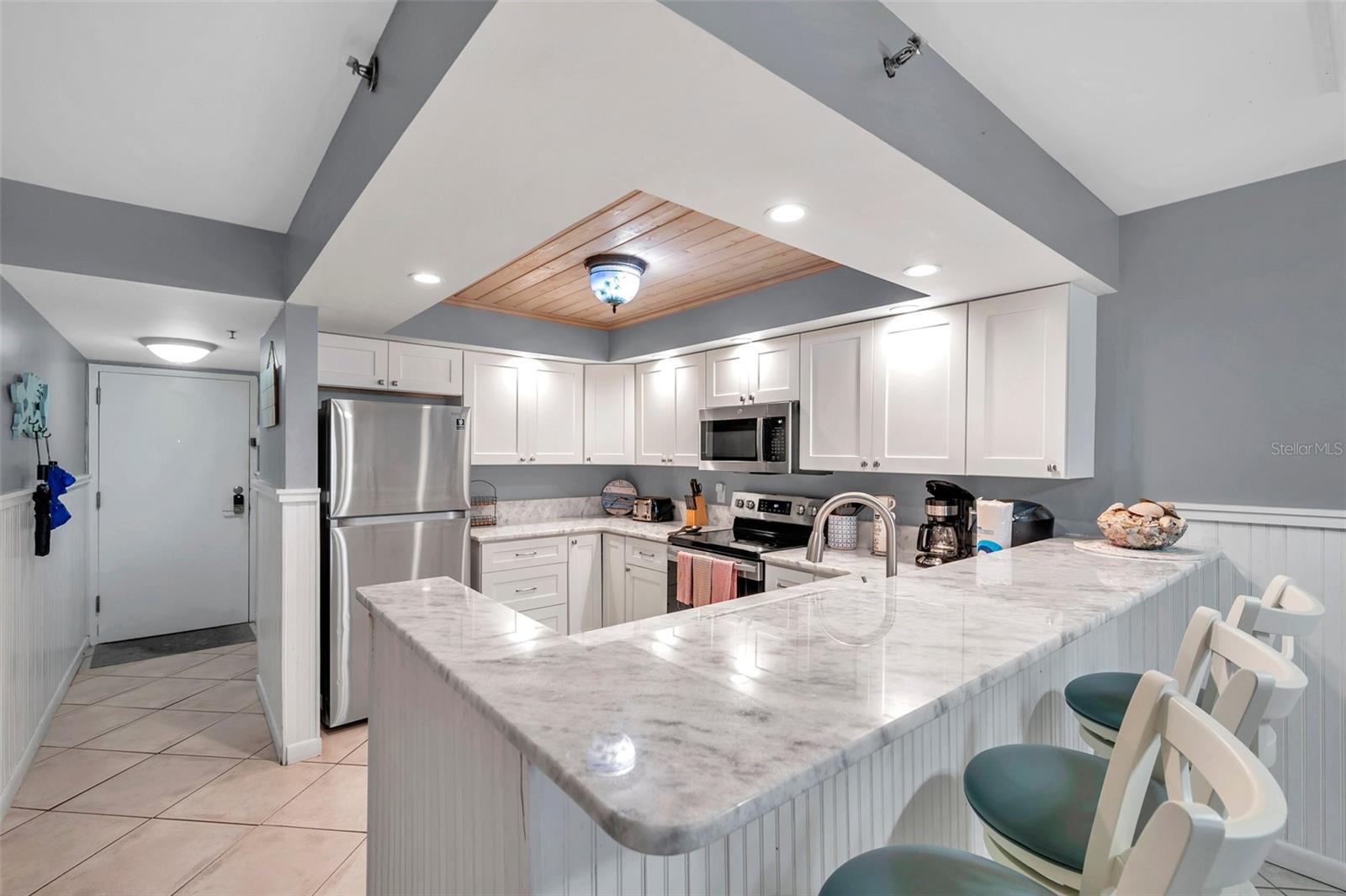 20000 GULF BLVD #305, INDIAN SHORES, FL, 33785