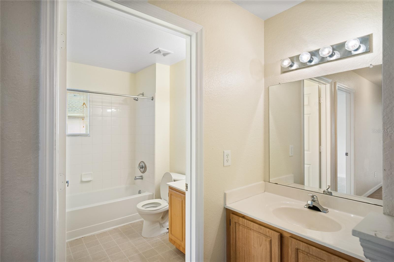 4009 VENETIAN BAY DR #102, KISSIMMEE, FL, 34741