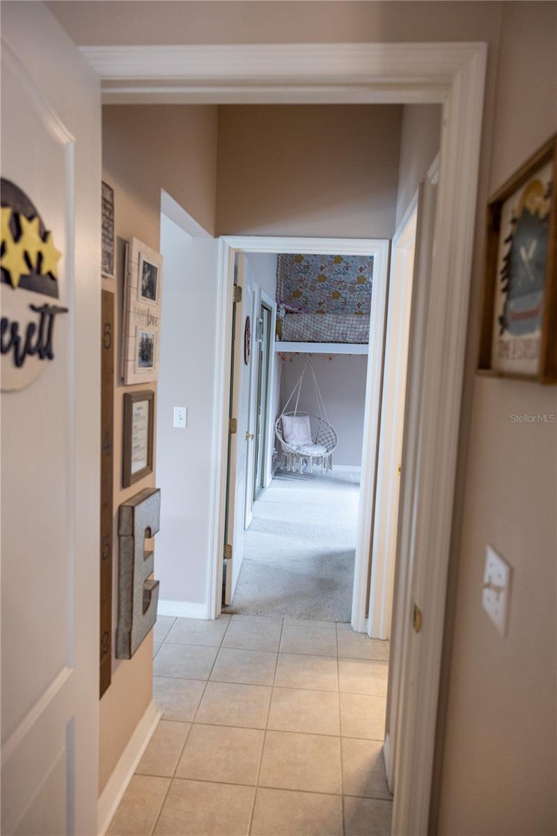 6305 S QUEENSWAY DR, TEMPLE TERRACE, FL, 33617