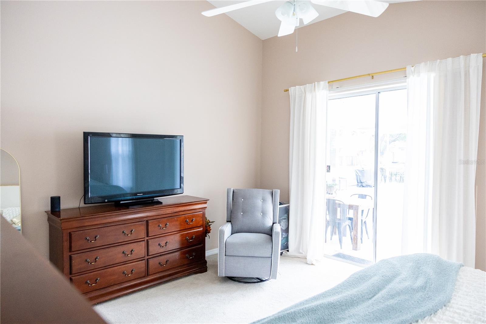 6305 S QUEENSWAY DR, TEMPLE TERRACE, FL, 33617