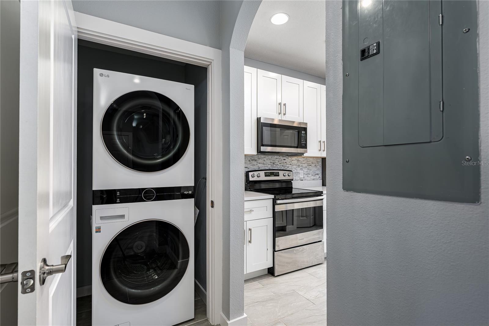 208 CAPE HARBOUR LOOP #101, BRADENTON, FL, 34212