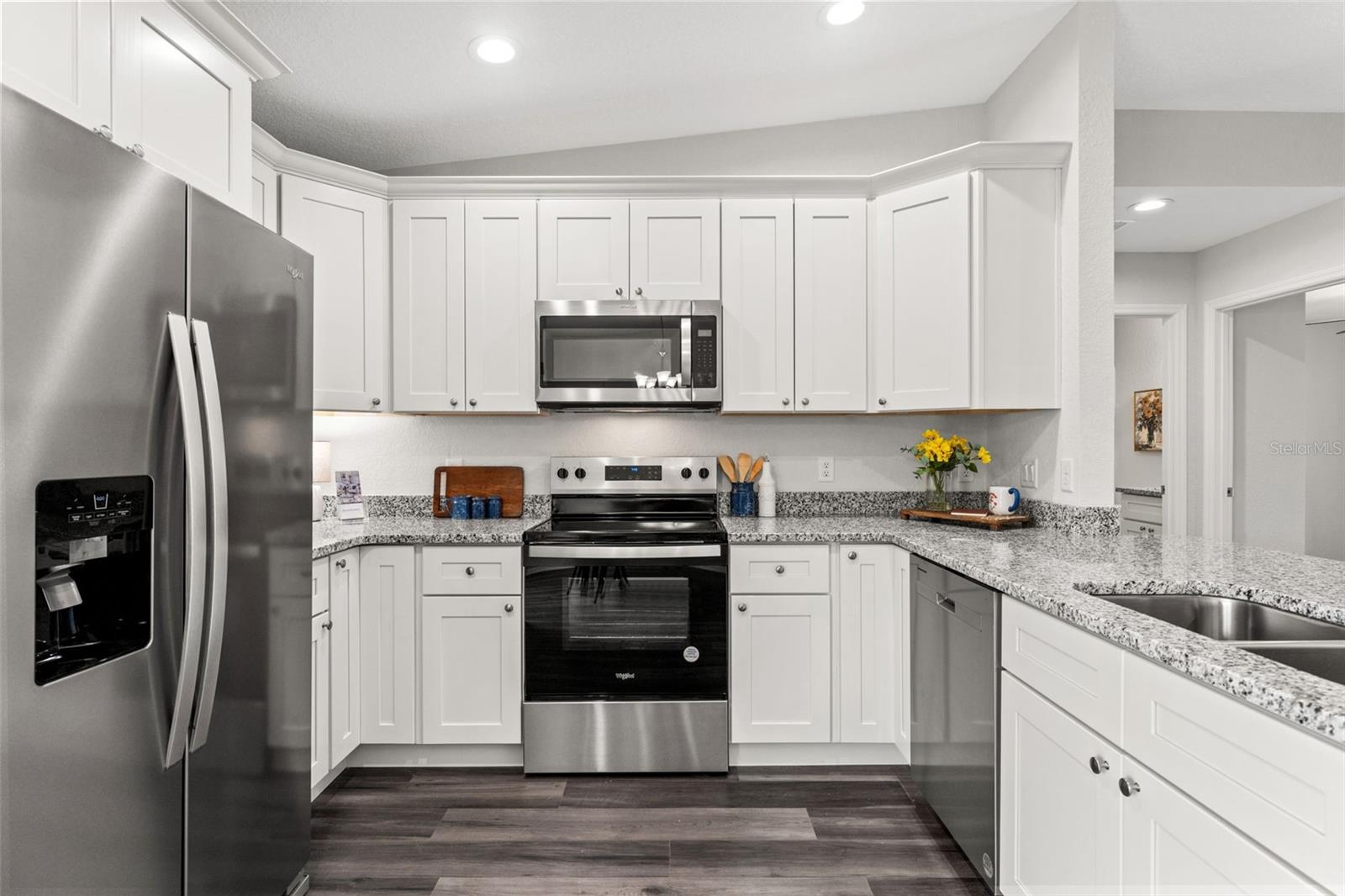 285 FISHER WAY, OCKLAWAHA, FL, 32179