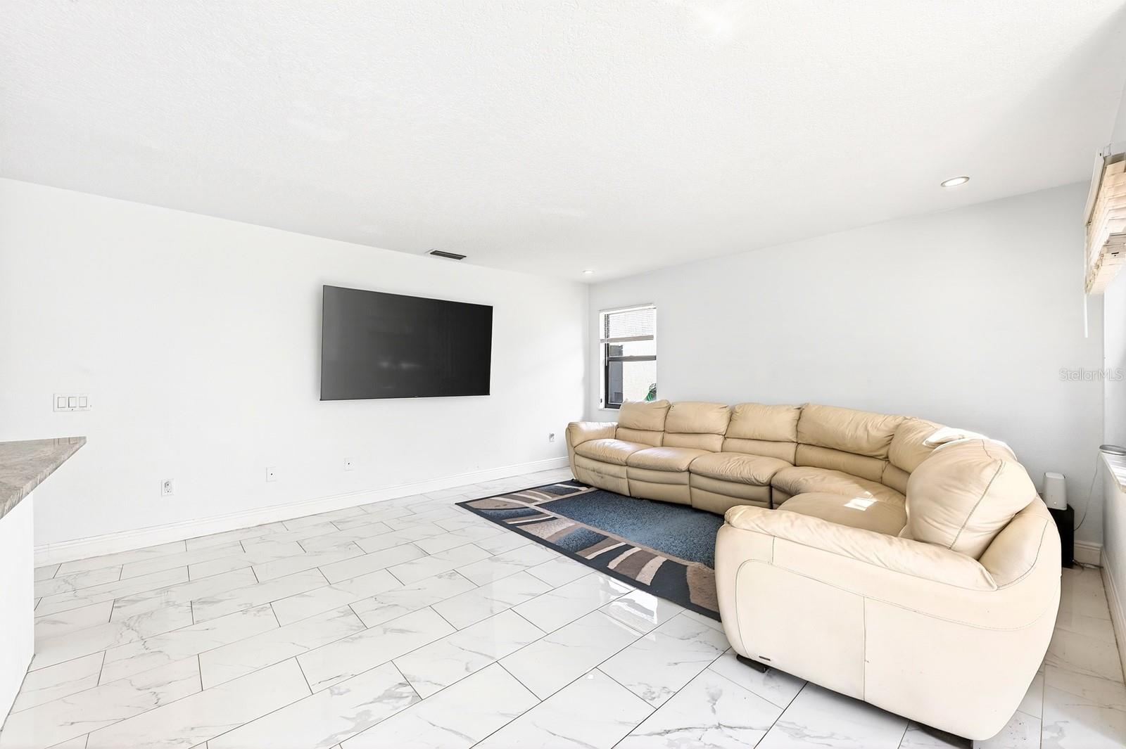 6103 CRYSTAL VIEW DR, ORLANDO, FL, 32819