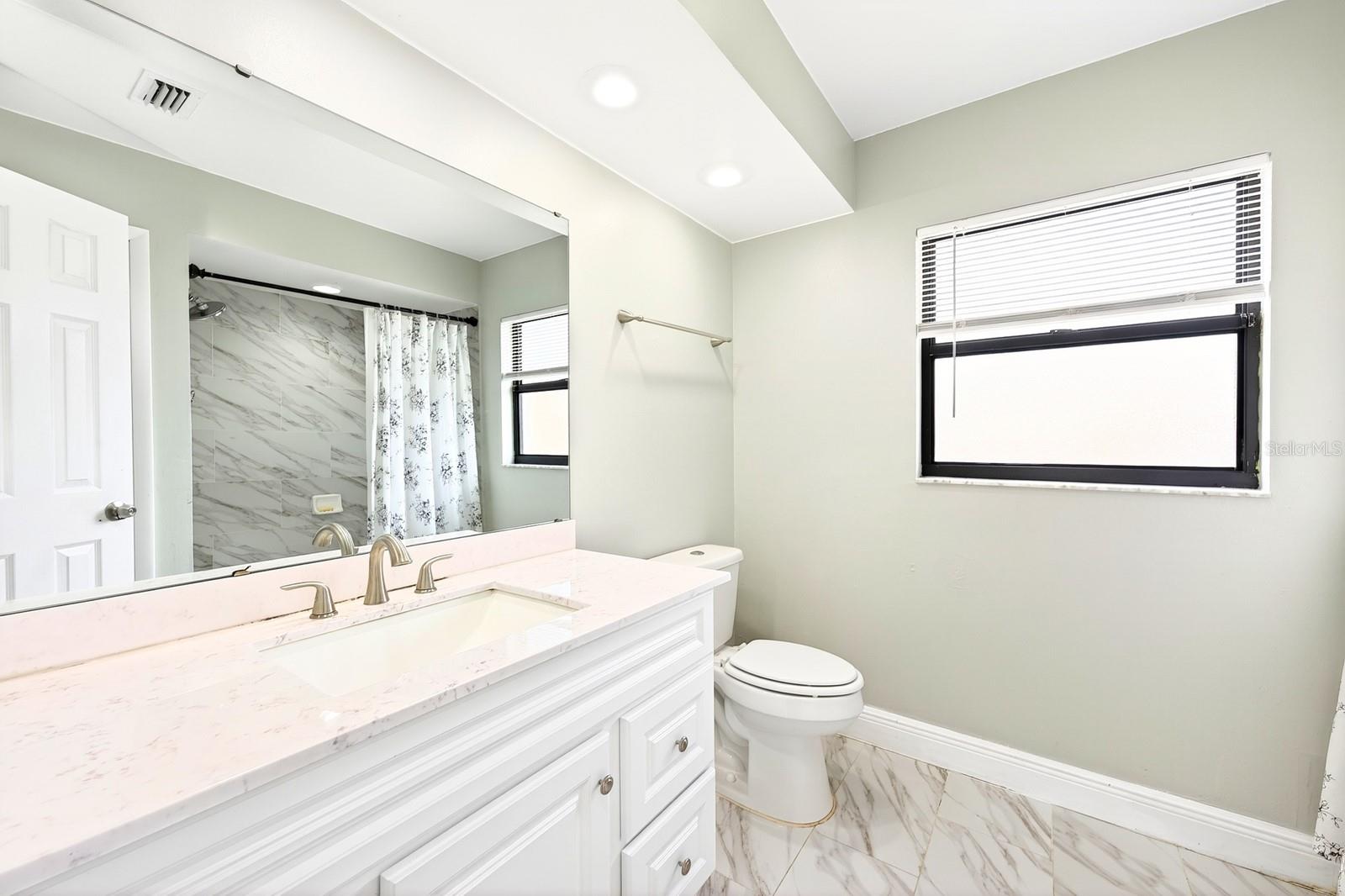 6103 CRYSTAL VIEW DR, ORLANDO, FL, 32819