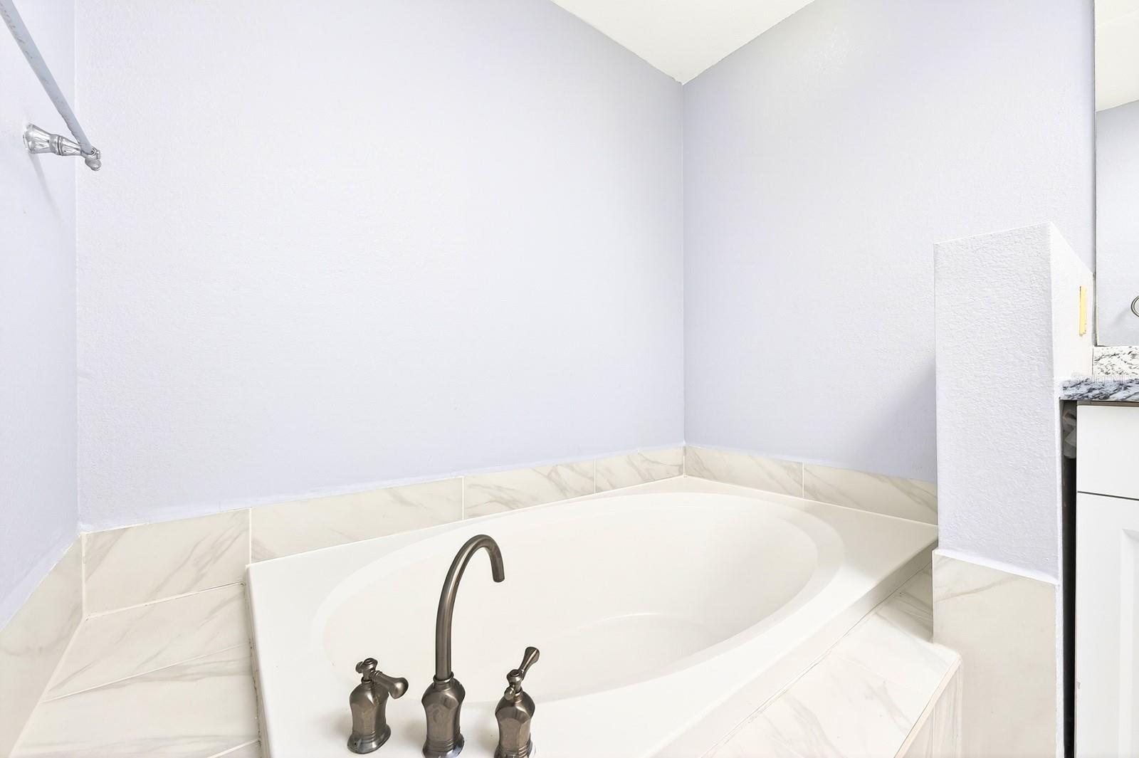 6103 CRYSTAL VIEW DR, ORLANDO, FL, 32819