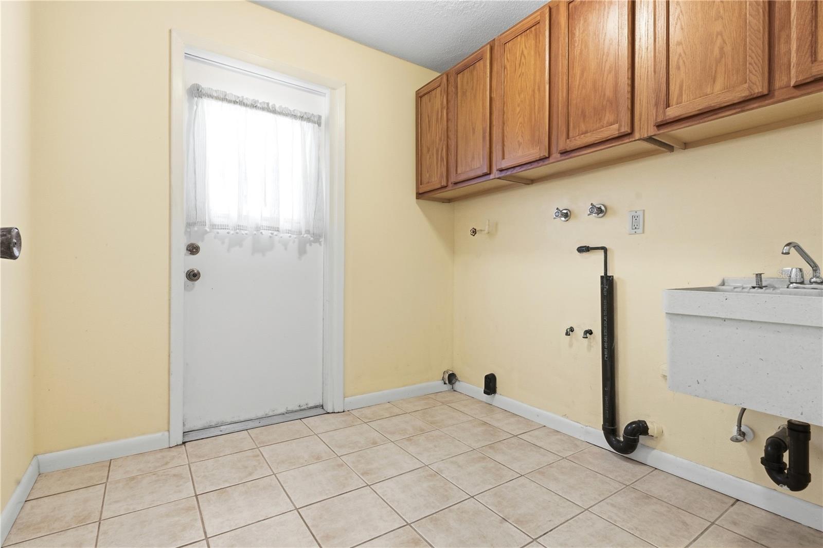 1904 GRANADA CT, CLEARWATER, FL, 33764