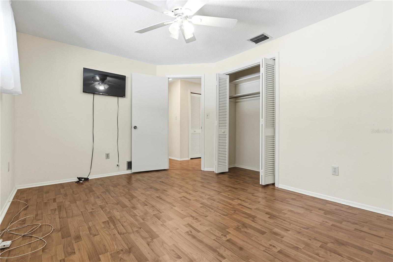 1904 GRANADA CT, CLEARWATER, FL, 33764
