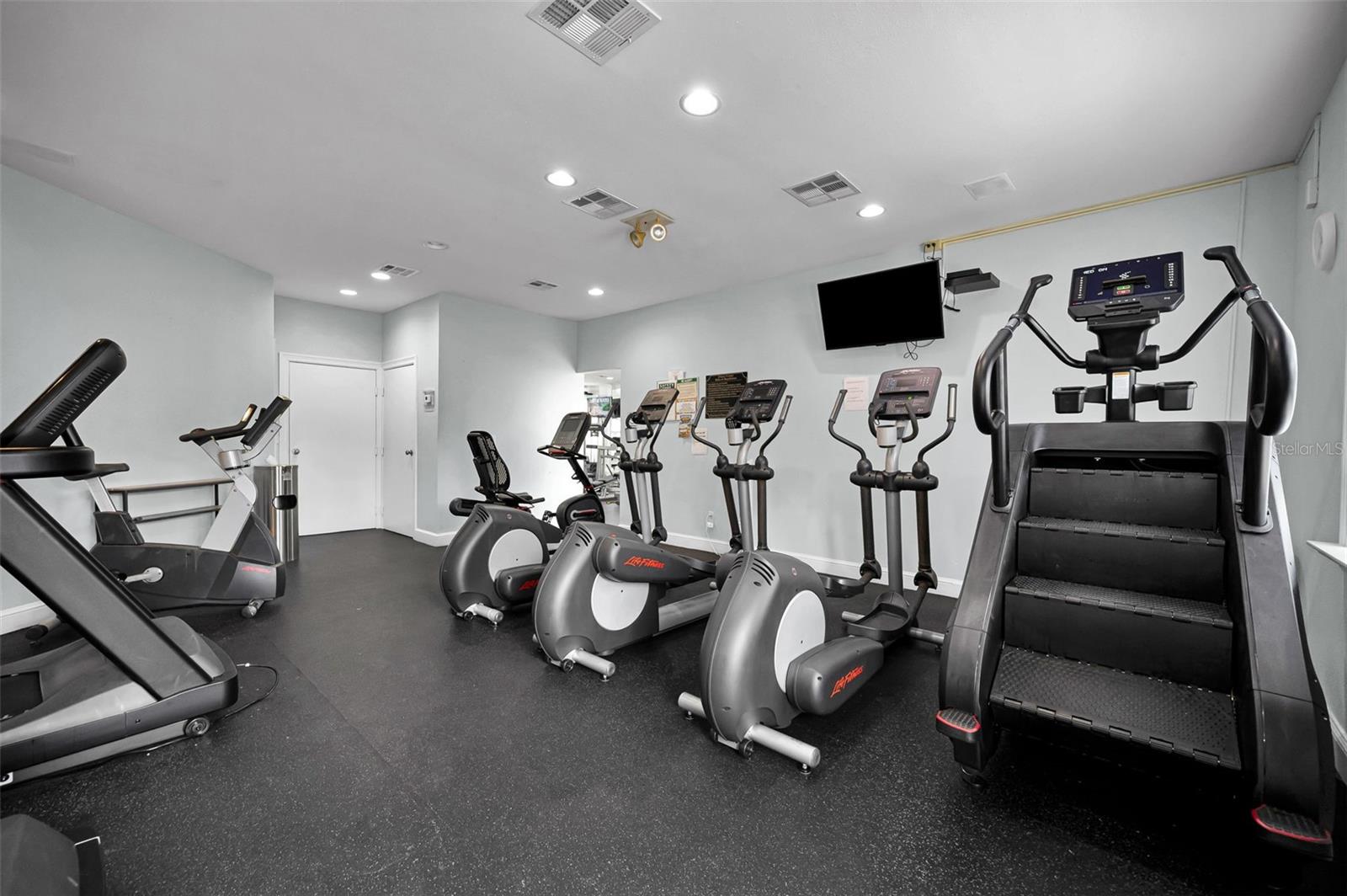 913 NORMANDY TRACE RD #913, TAMPA, FL, 33602