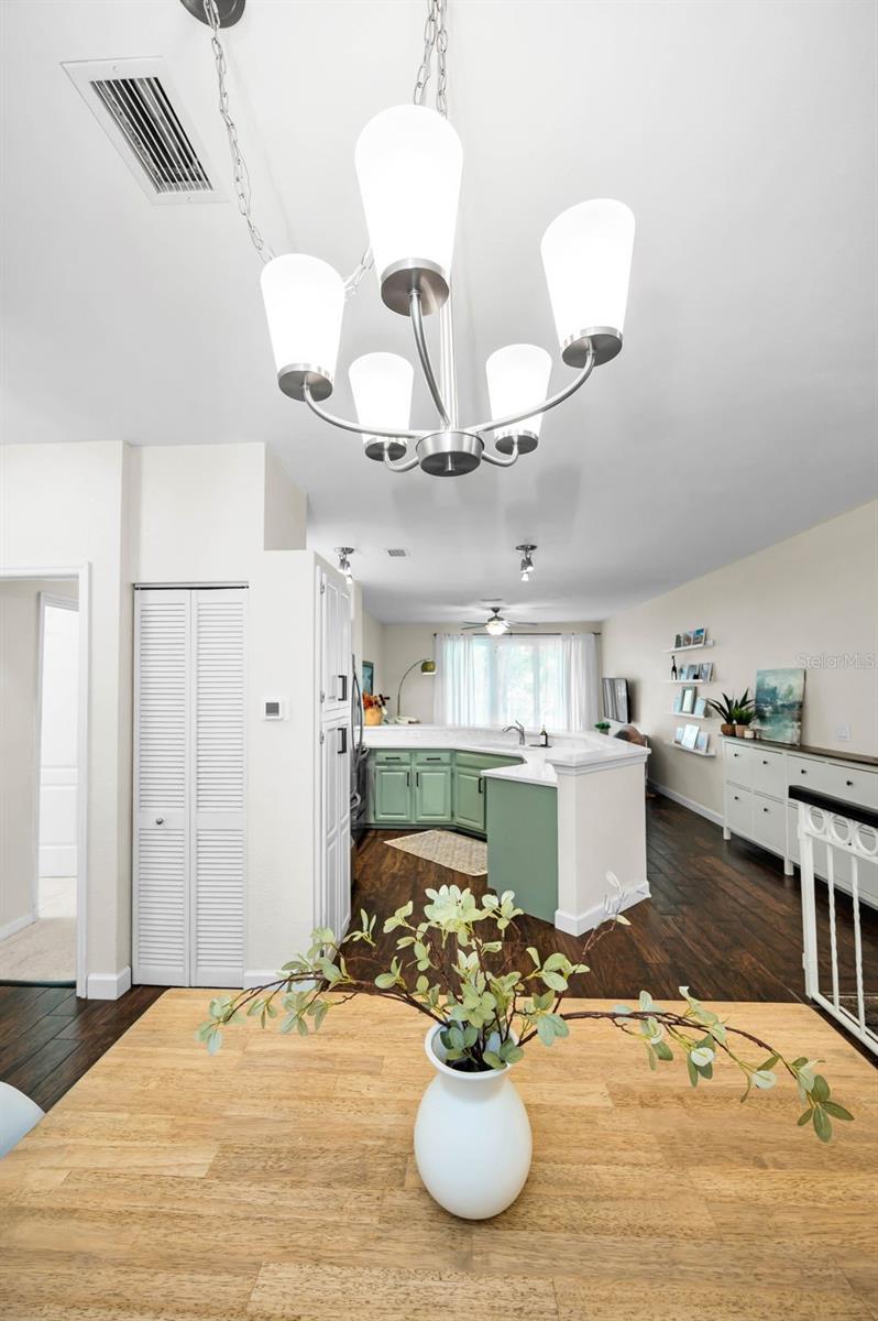 913 NORMANDY TRACE RD #913, TAMPA, FL, 33602