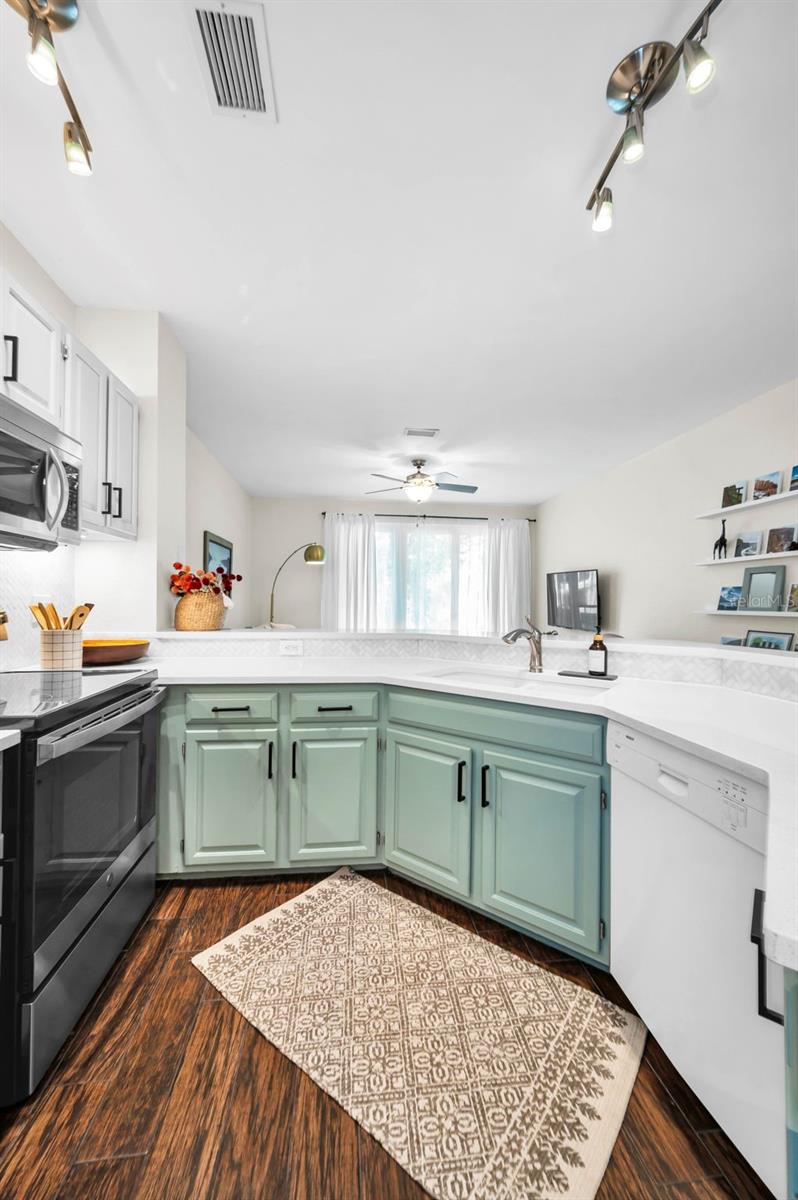 913 NORMANDY TRACE RD #913, TAMPA, FL, 33602