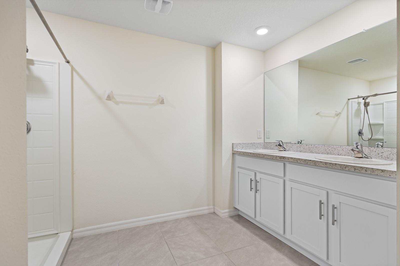 16555 MOSAIC OAR DR, WIMAUMA, FL, 33598