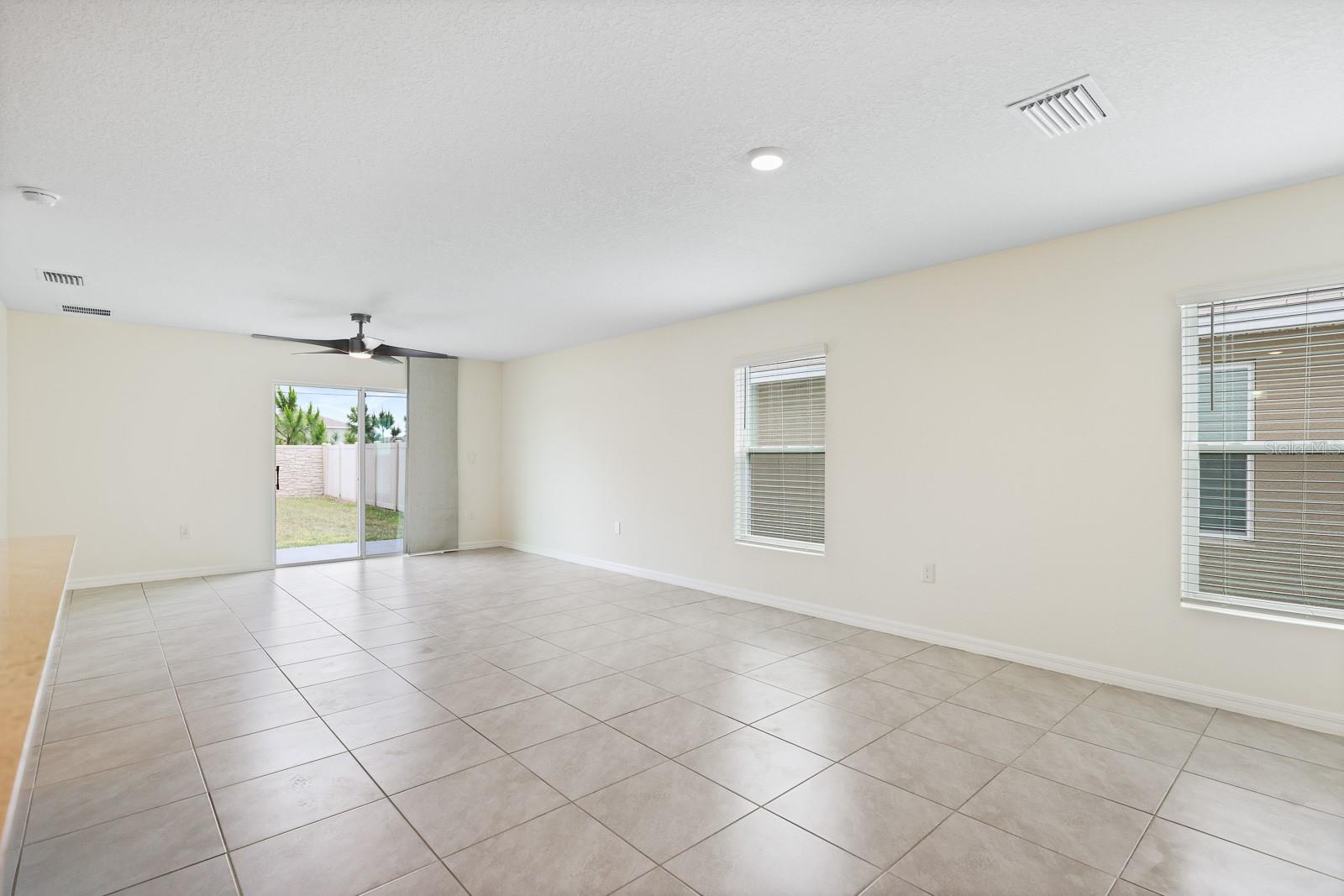 16555 MOSAIC OAR DR, WIMAUMA, FL, 33598