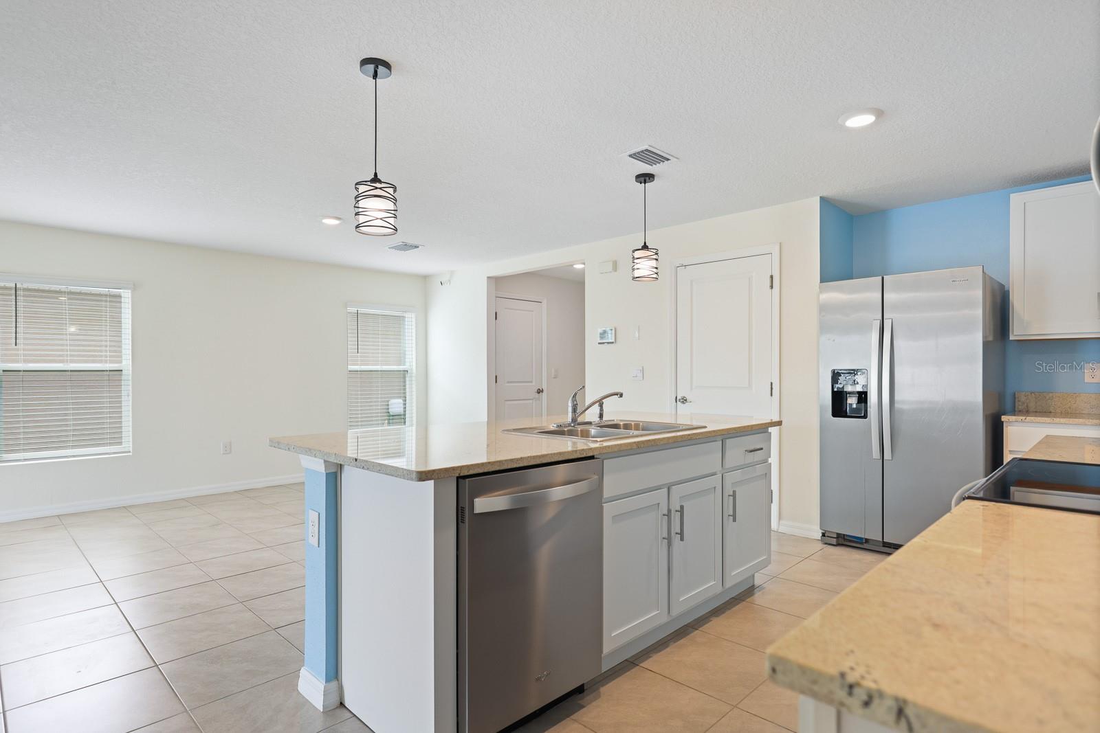 16555 MOSAIC OAR DR, WIMAUMA, FL, 33598