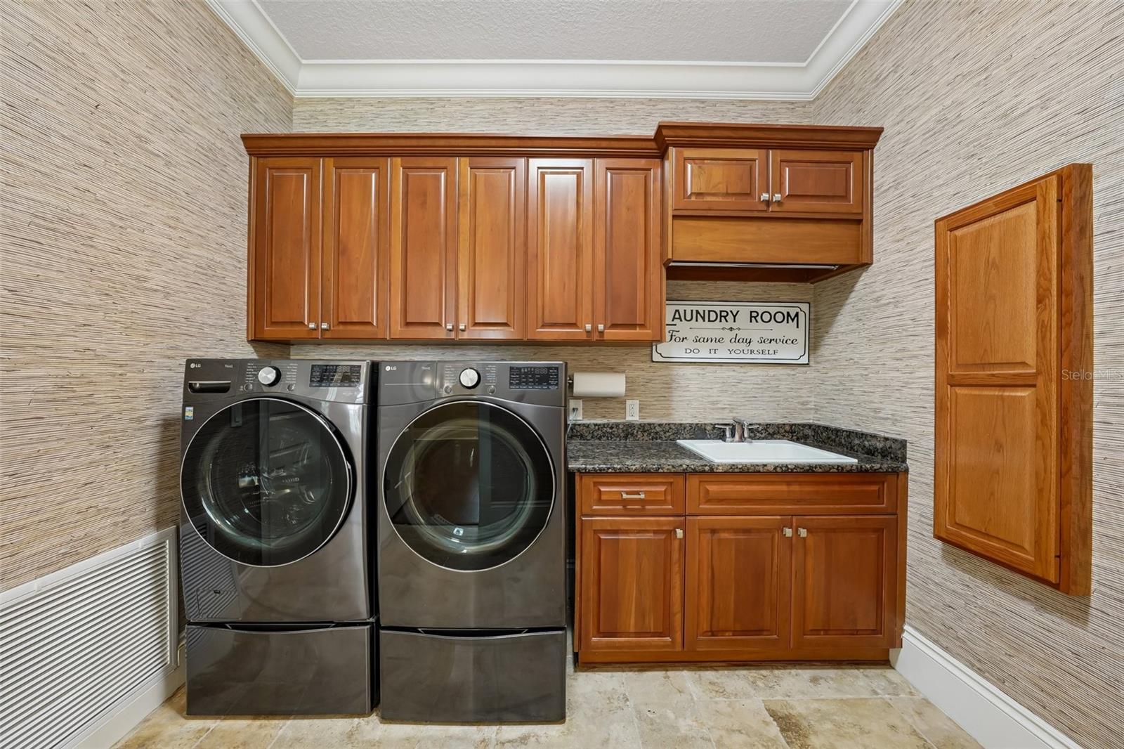 19705 SEA RIDER WAY, LUTZ, FL, 33559