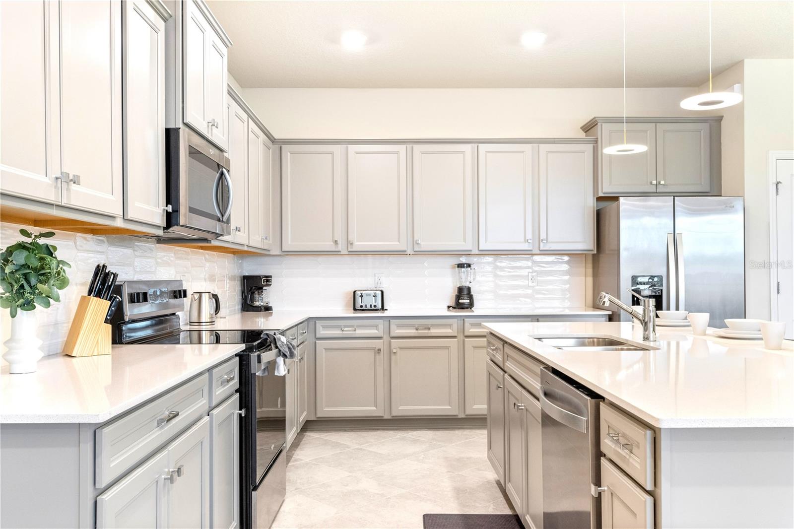 15972 SANDY CLIFFS DR, CLERMONT, FL, 34714