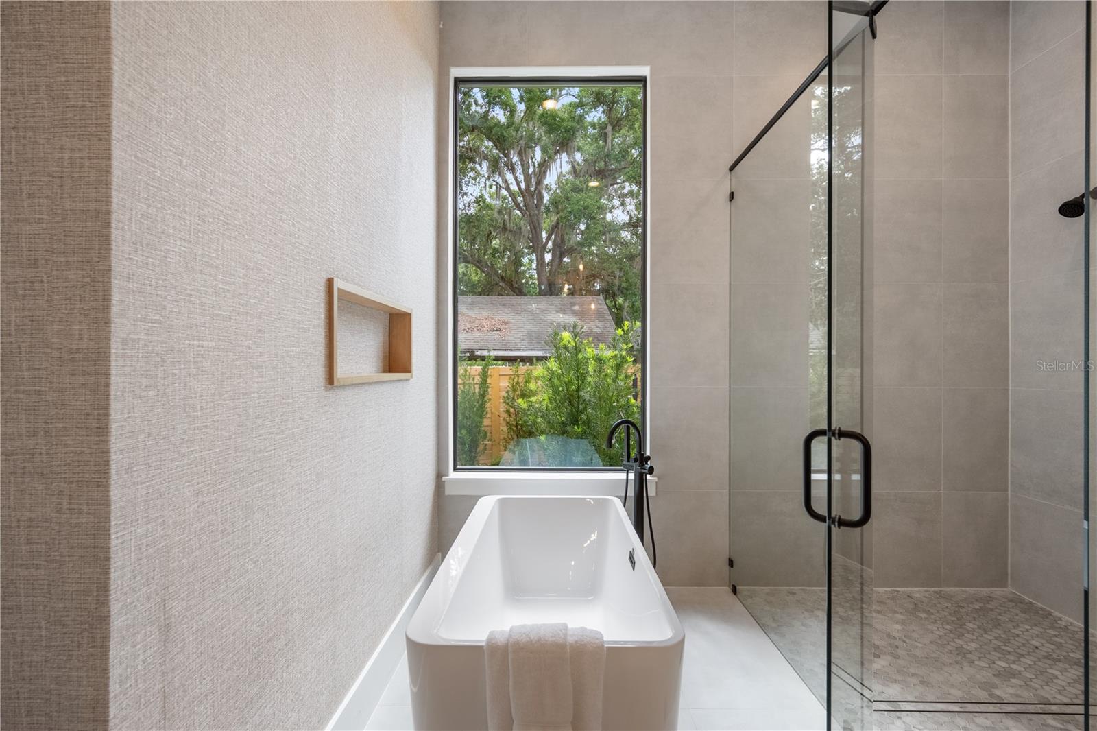 11303 WINDERMERE RD, WINDERMERE, FL, 34786