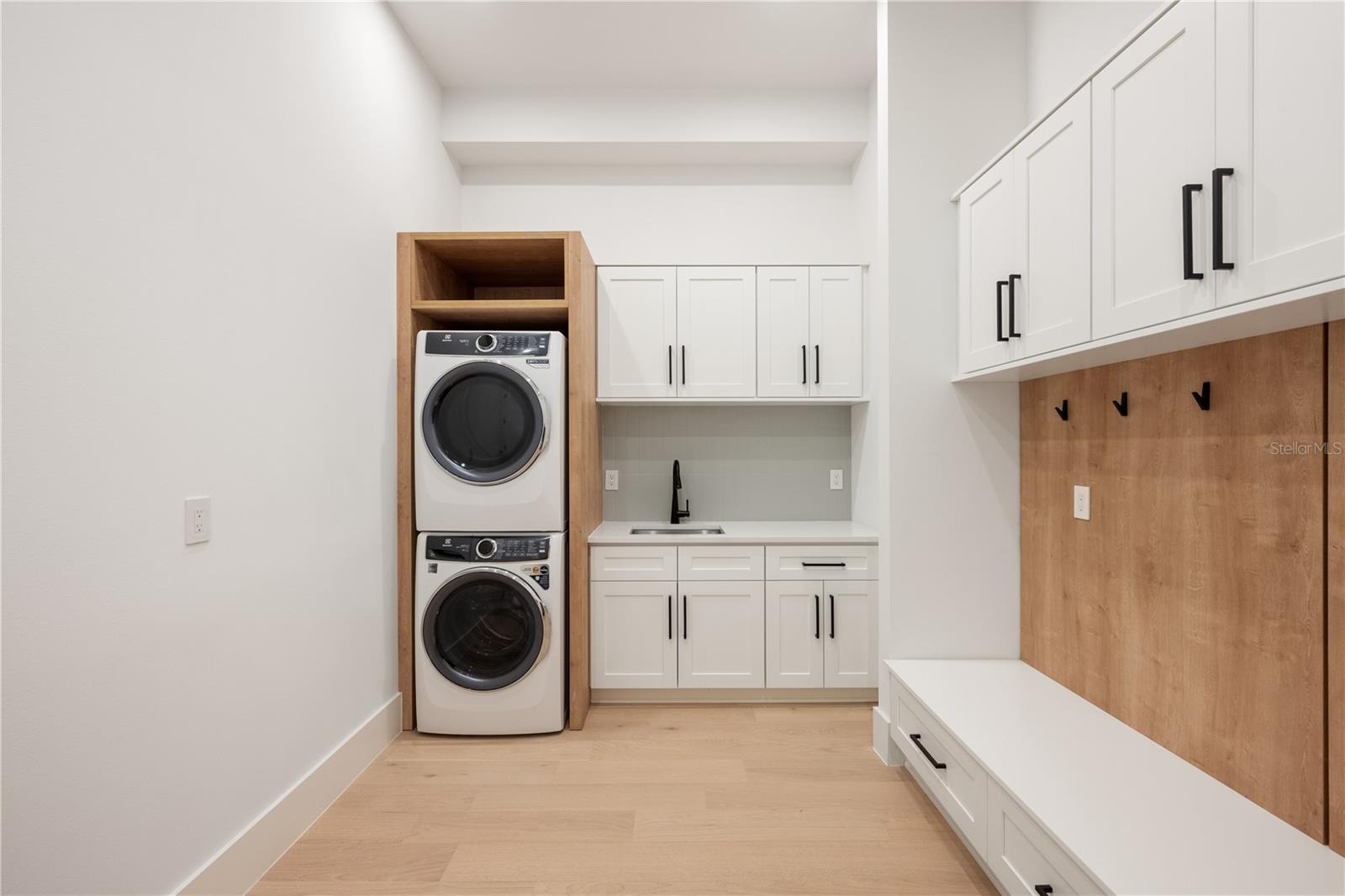 11303 WINDERMERE RD, WINDERMERE, FL, 34786