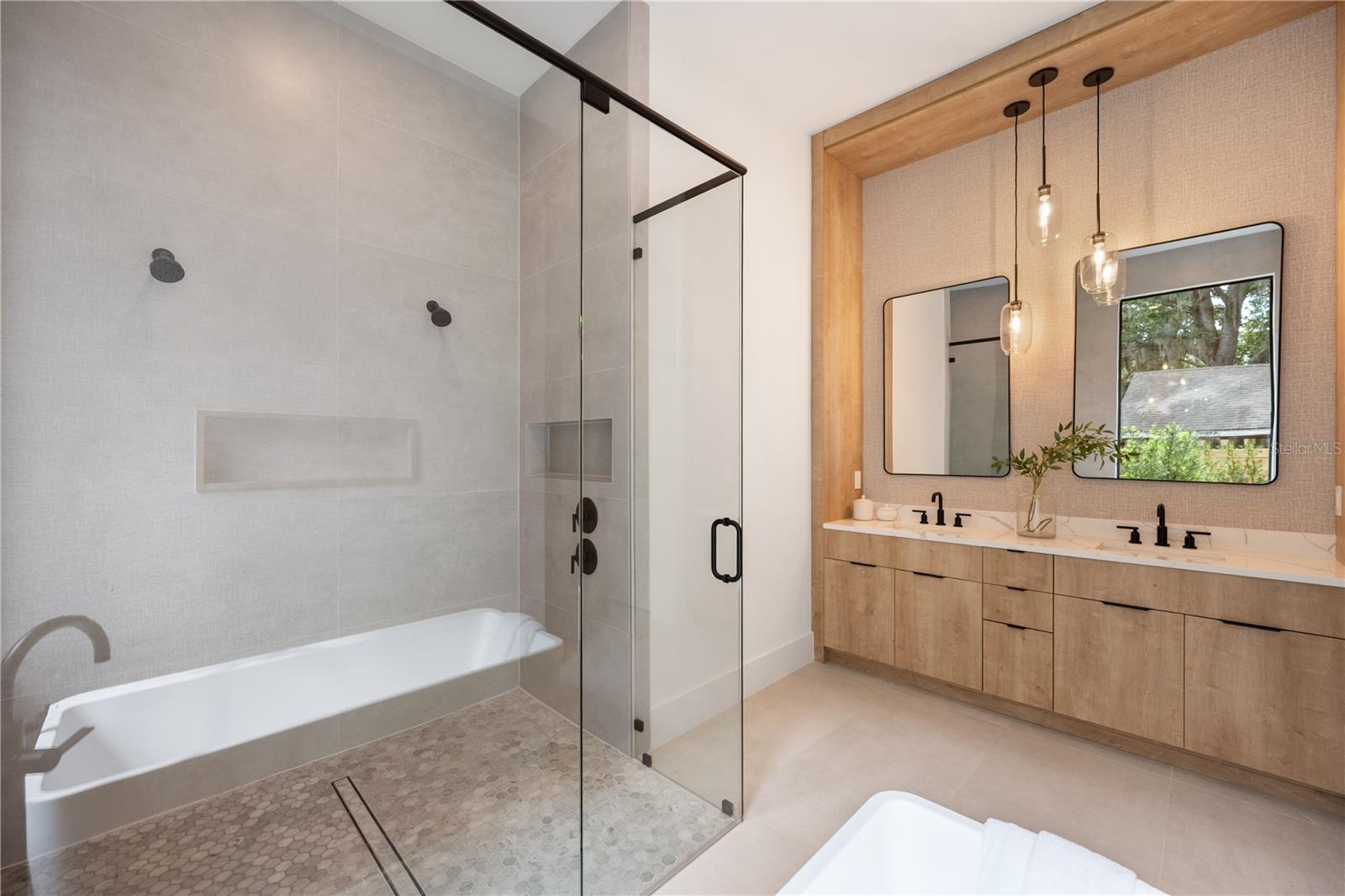 11303 WINDERMERE RD, WINDERMERE, FL, 34786