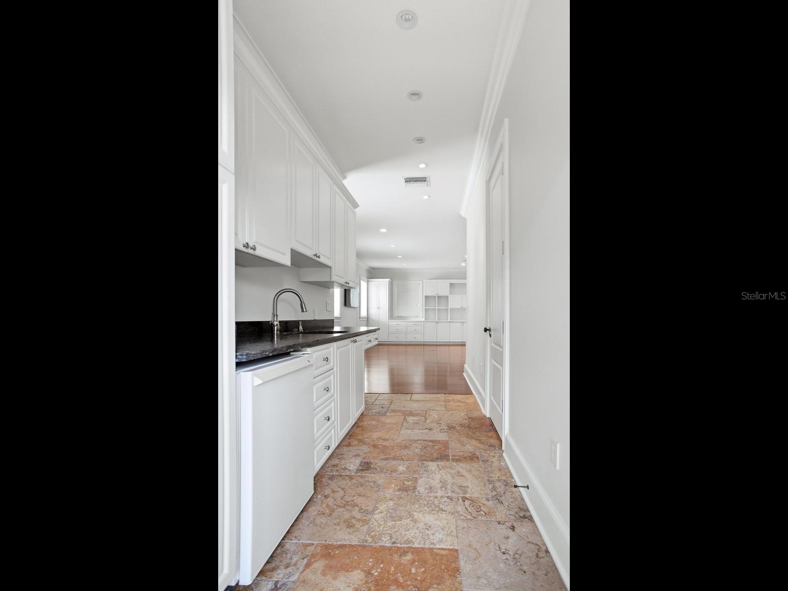 HENDERSON BEACH, TAMPA, FL, 33629