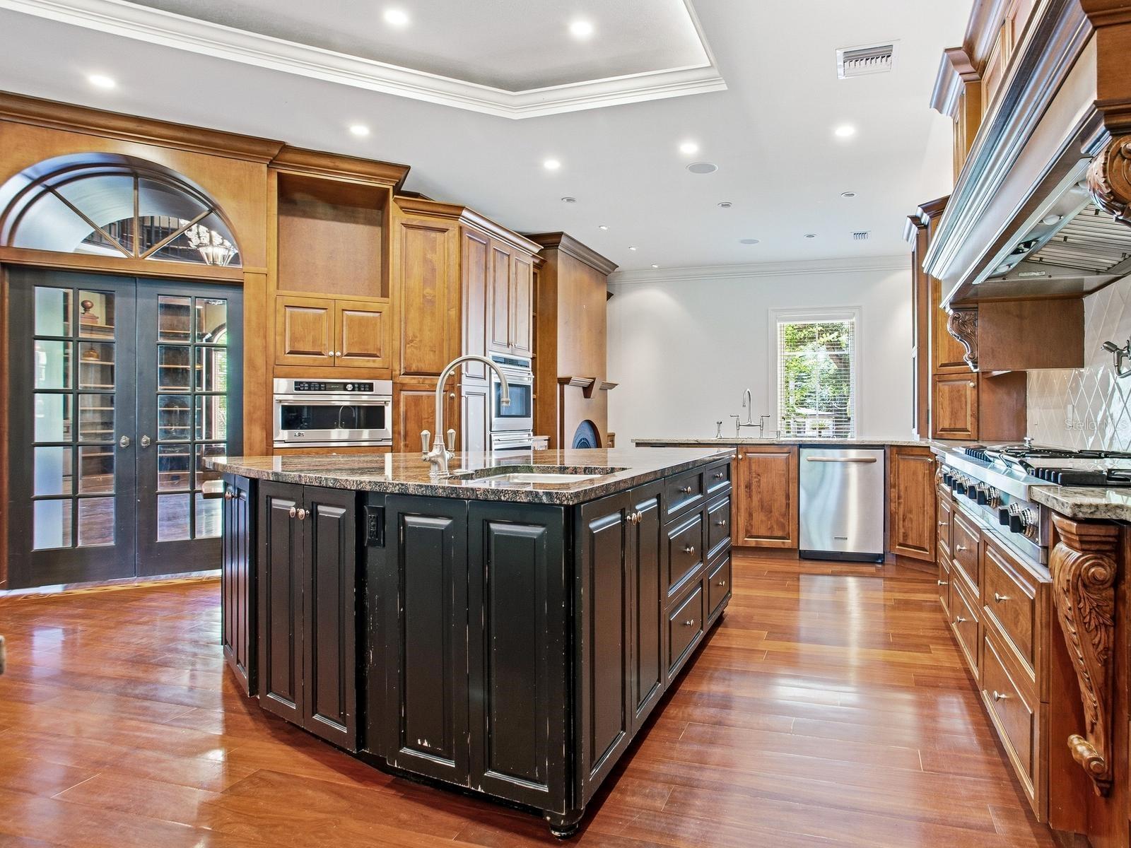HENDERSON BEACH, TAMPA, FL, 33629