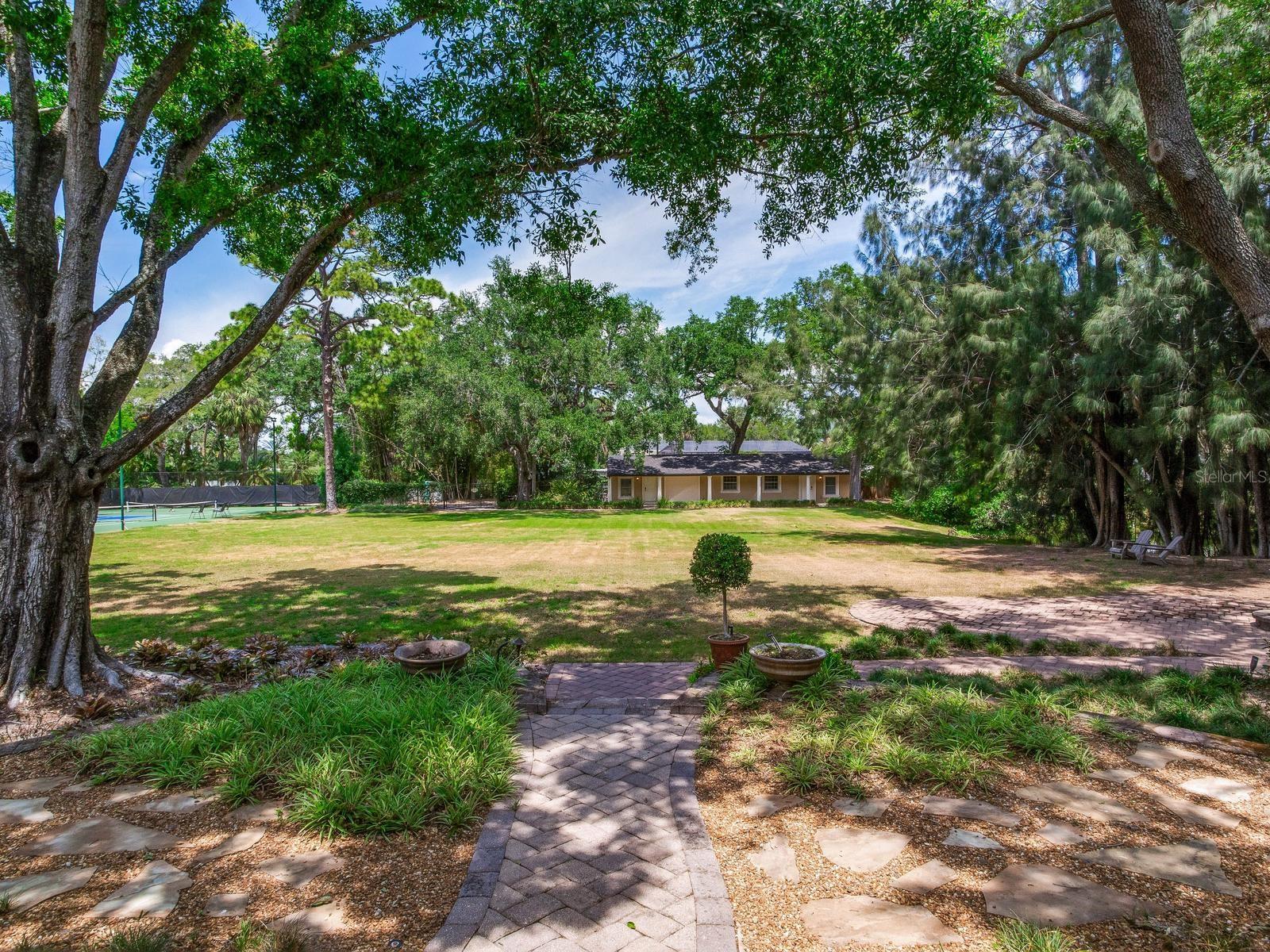 HENDERSON BEACH, TAMPA, FL, 33629