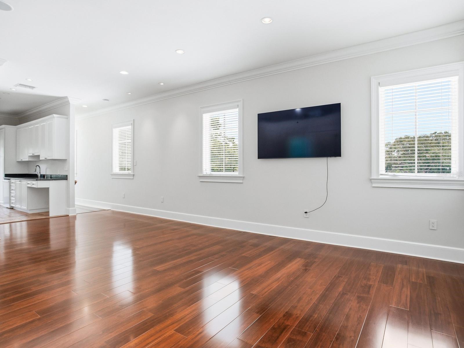 HENDERSON BEACH, TAMPA, FL, 33629