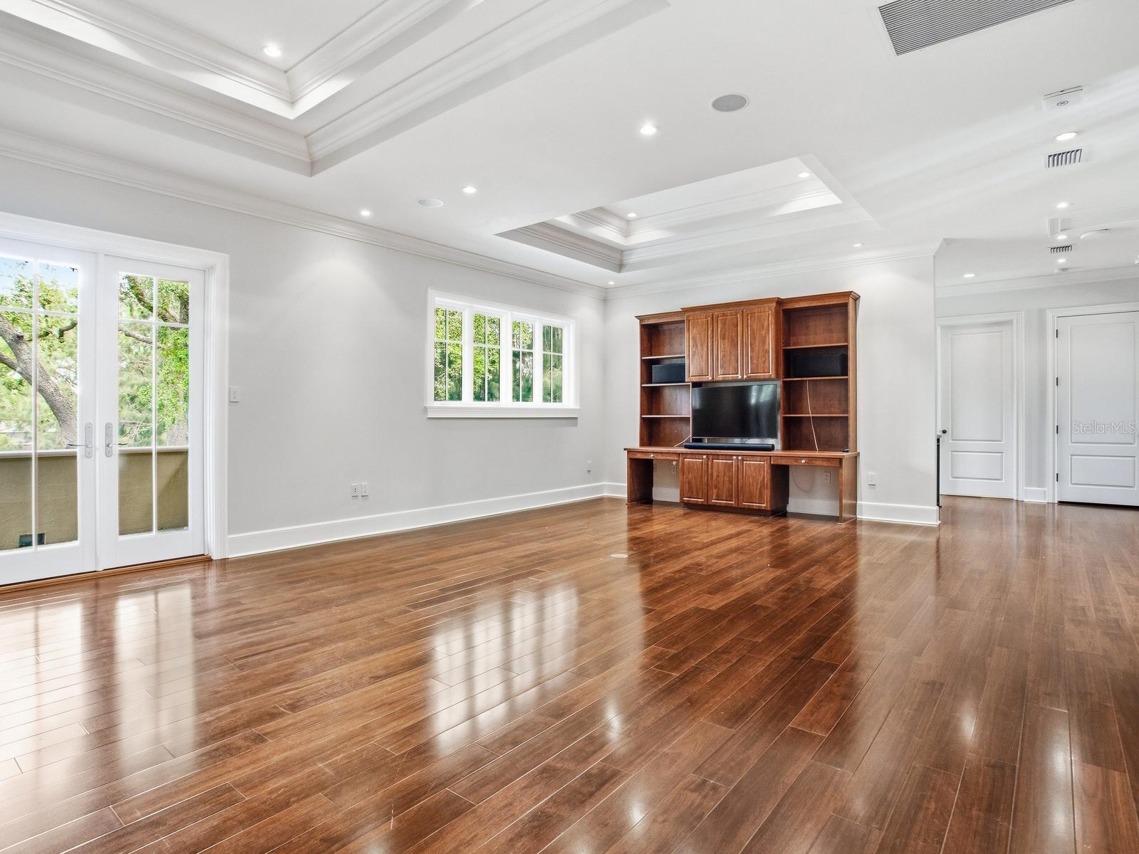 HENDERSON BEACH, TAMPA, FL, 33629