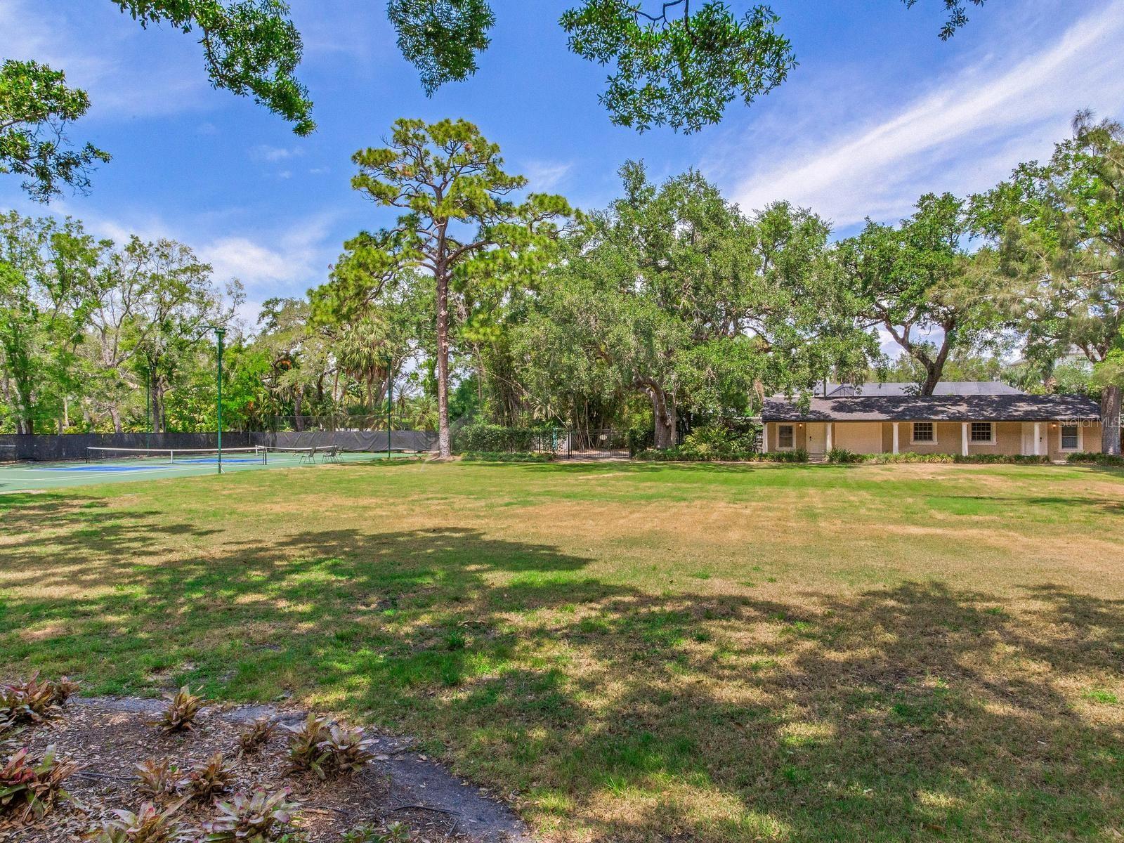 HENDERSON BEACH, TAMPA, FL, 33629