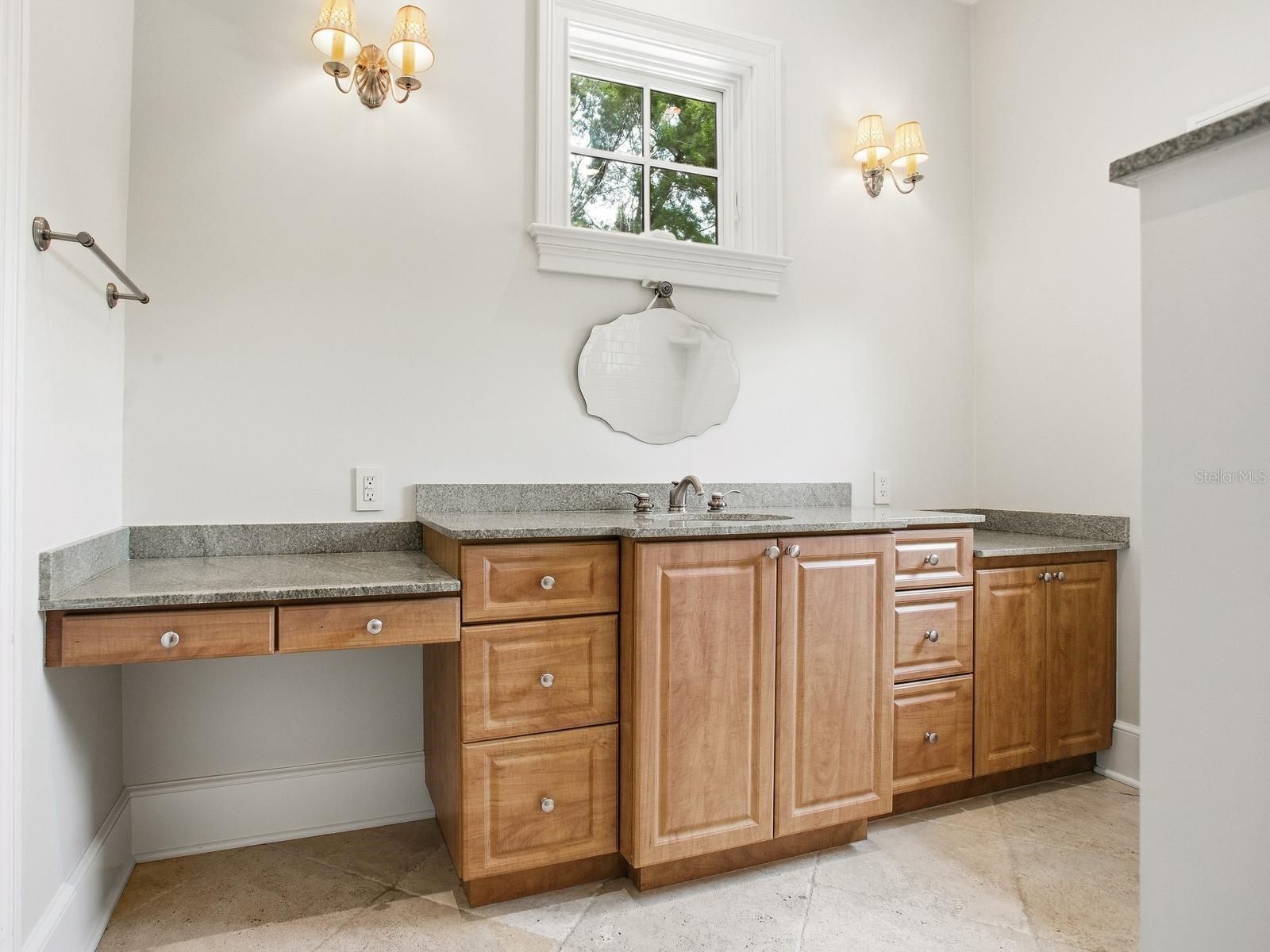 HENDERSON BEACH, TAMPA, FL, 33629