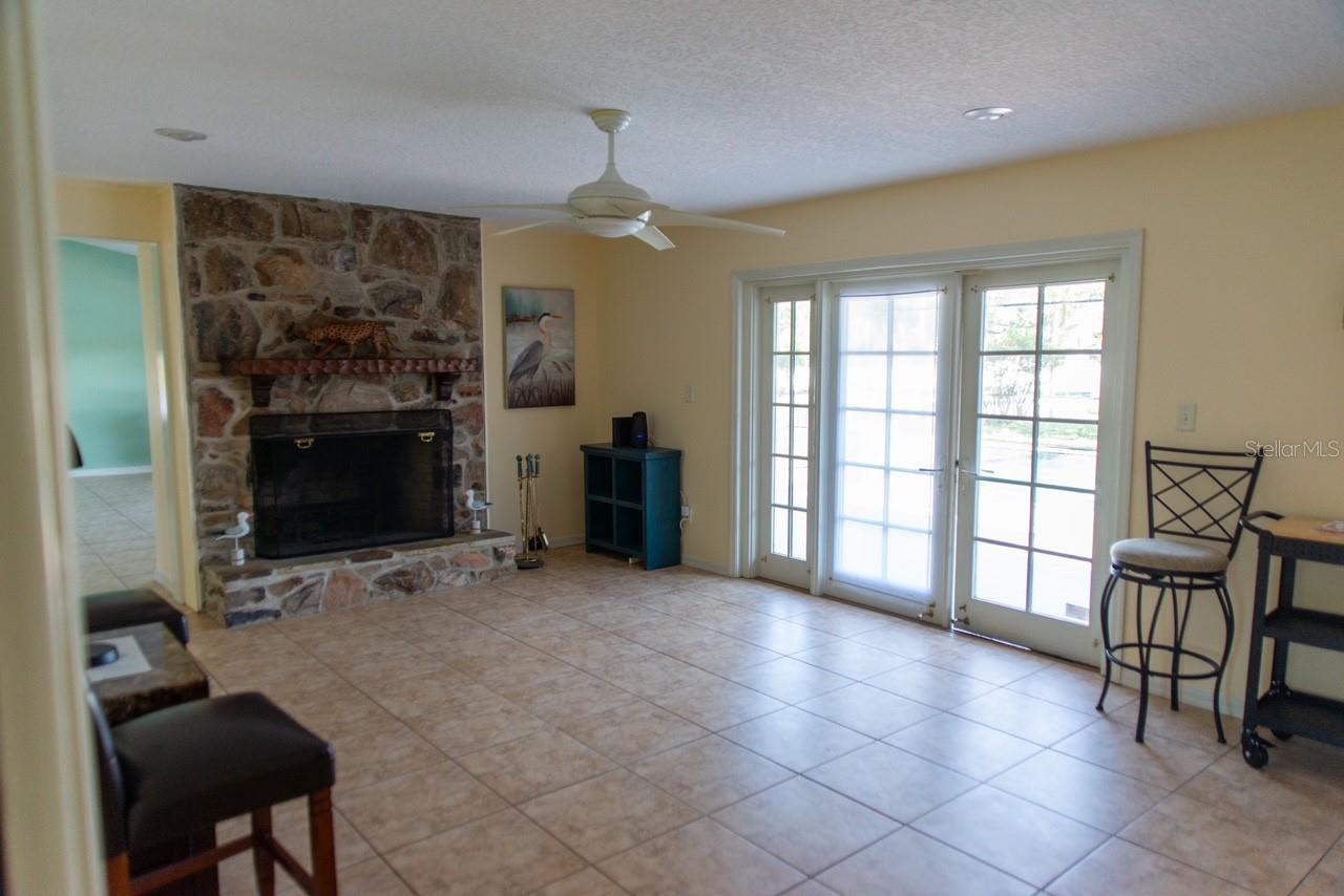 315 LAZY ACRES LN, LONGWOOD, FL, 32750