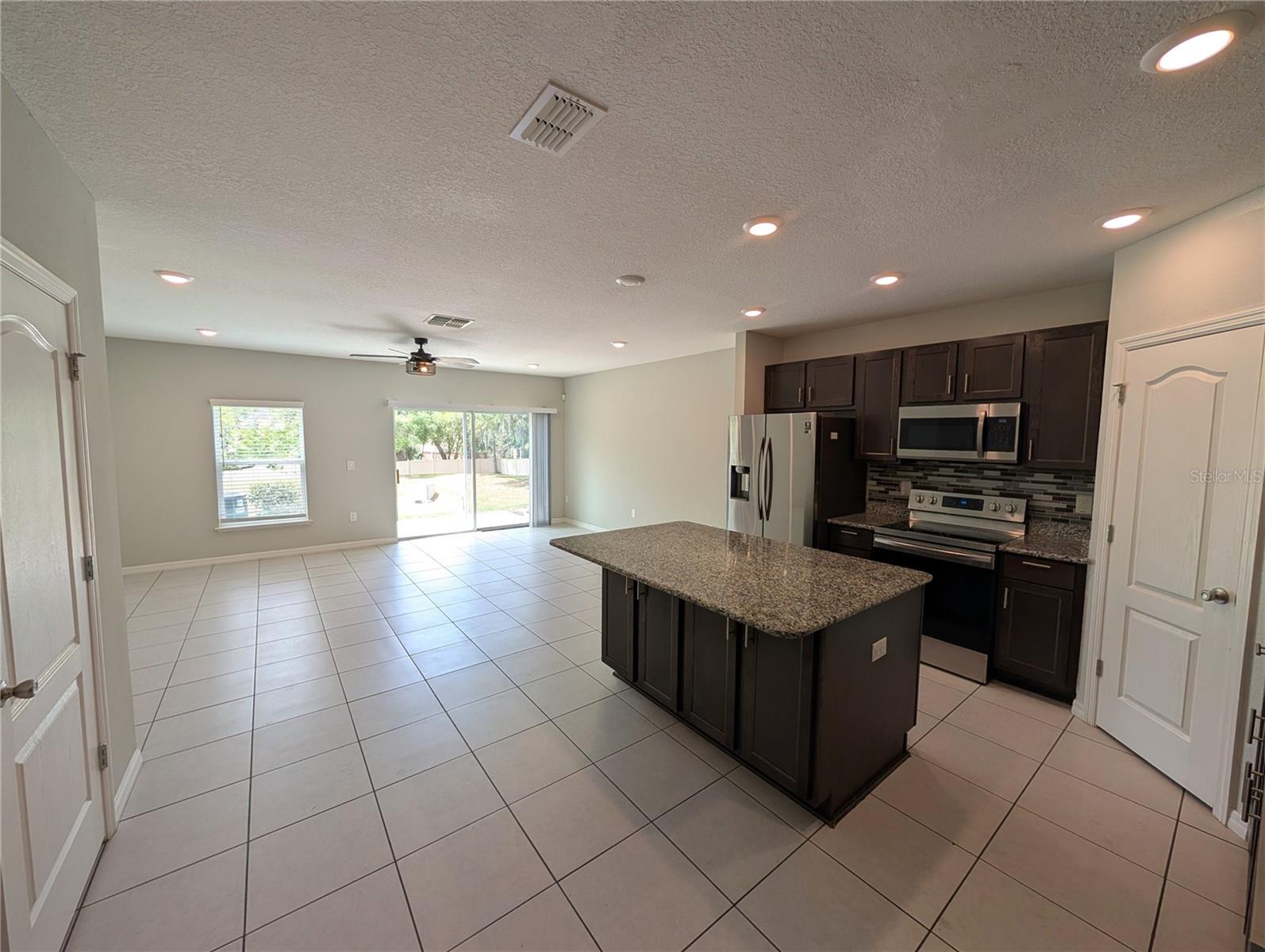 4744 SPATTER DOCK ST, TAMPA, FL, 33610