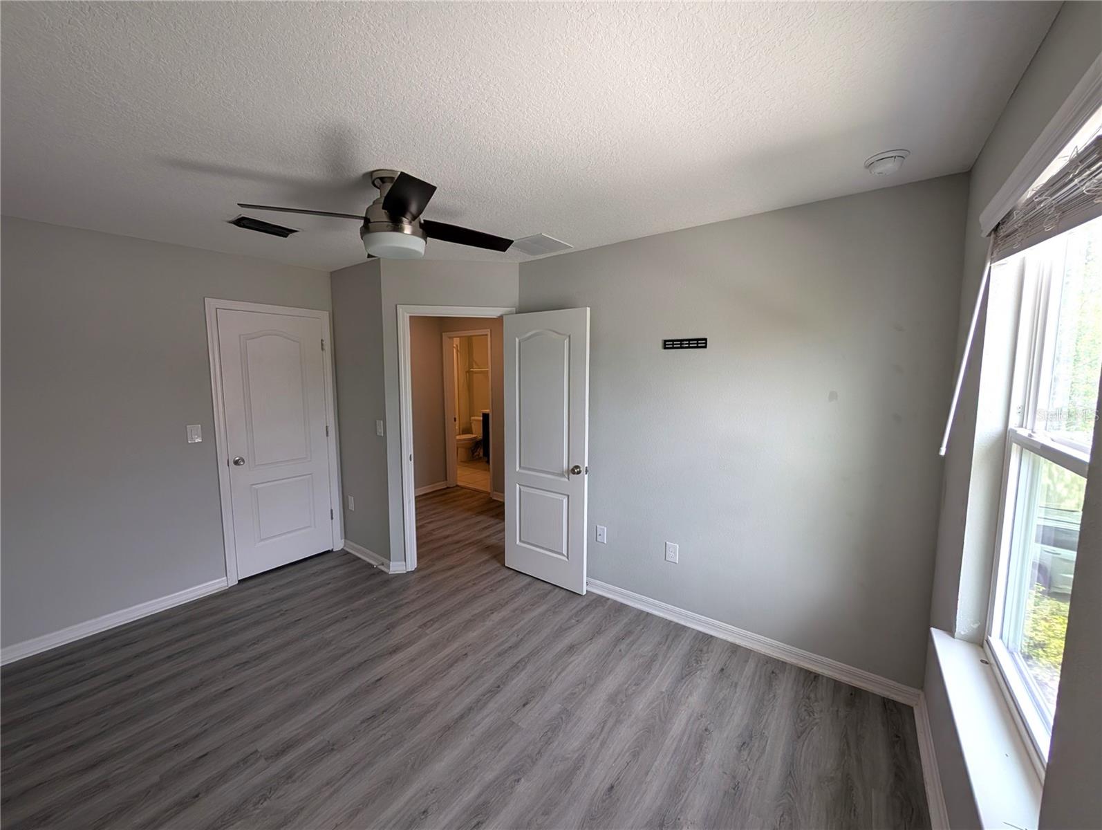 4744 SPATTER DOCK ST, TAMPA, FL, 33610