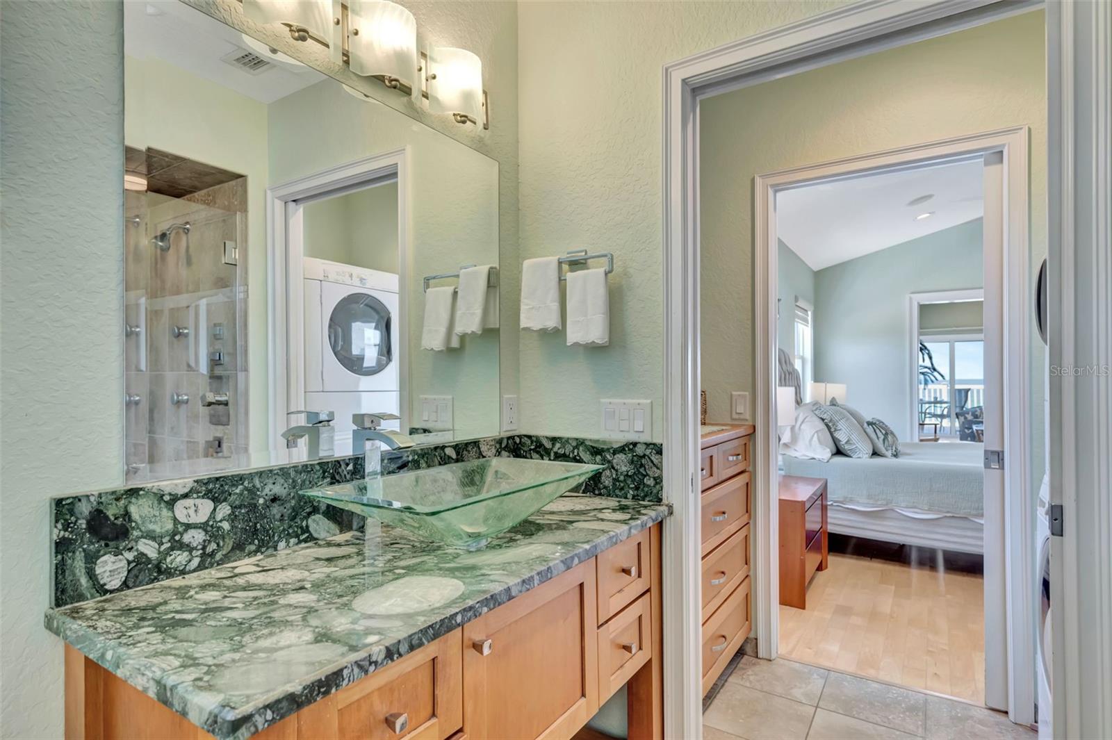 1105 GULF DR S #3, BRADENTON BEACH, FL, 34217