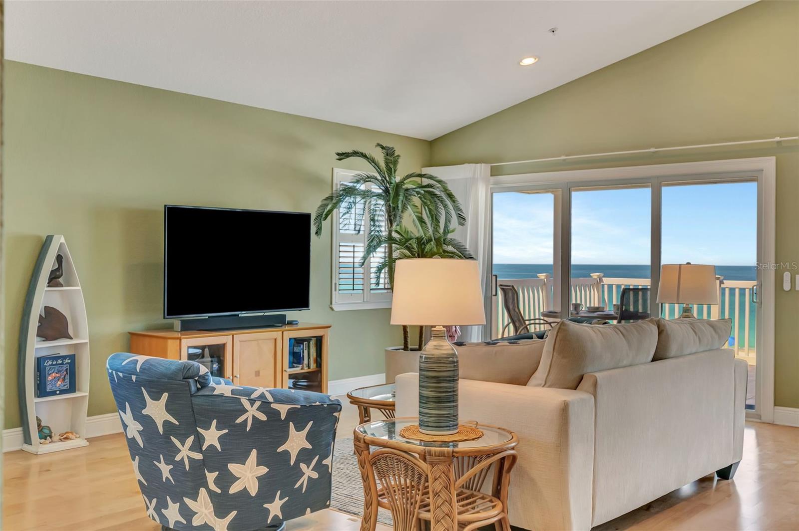 1105 GULF DR S #3, BRADENTON BEACH, FL, 34217