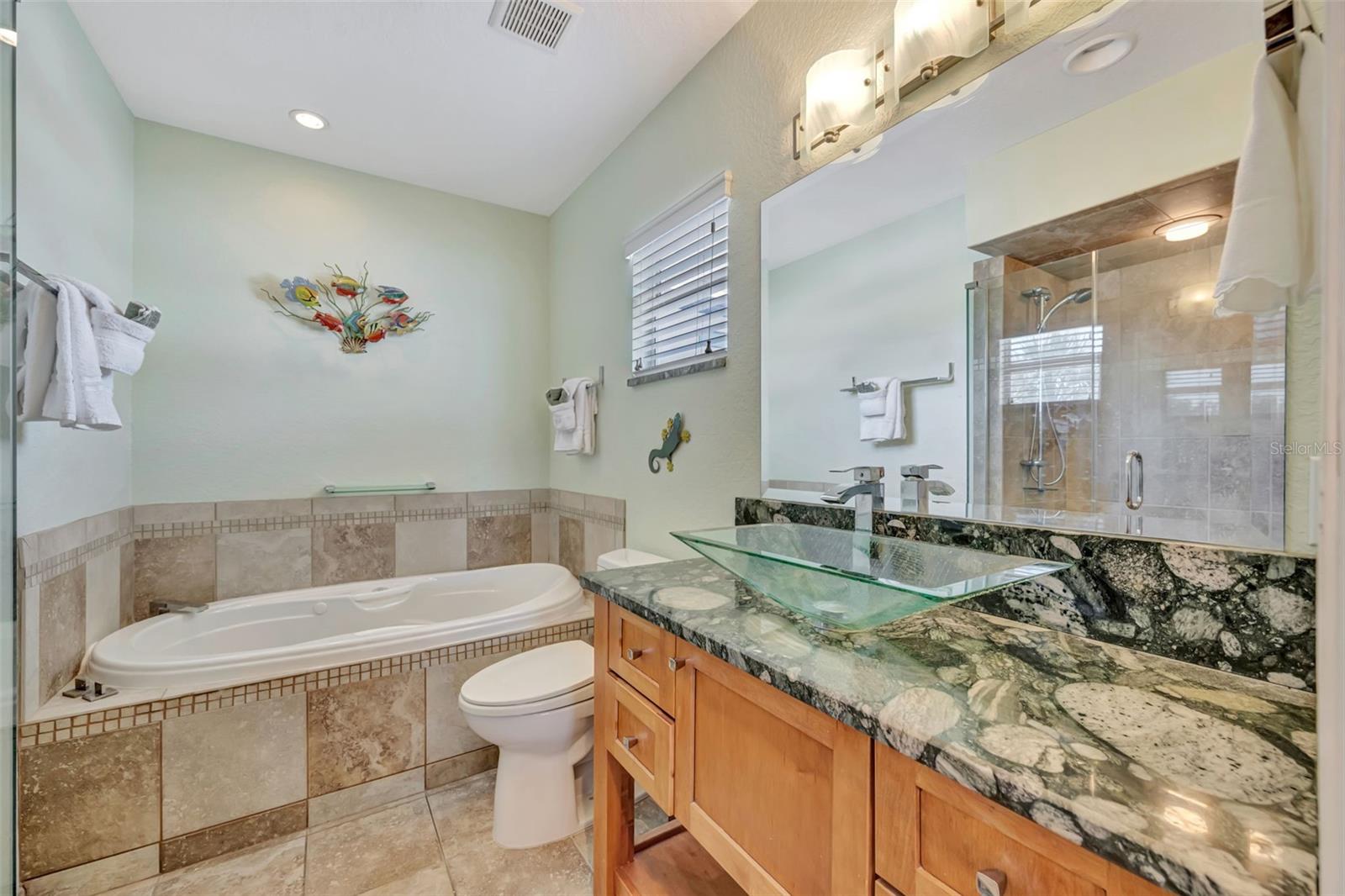 1105 GULF DR S #3, BRADENTON BEACH, FL, 34217