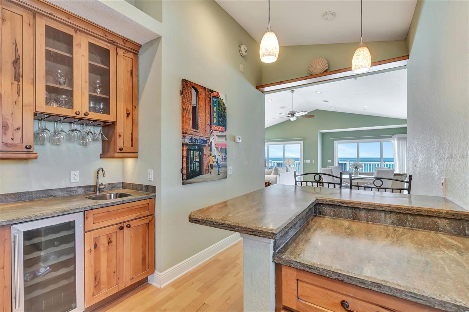 1105 GULF DR S #3, BRADENTON BEACH, FL, 34217