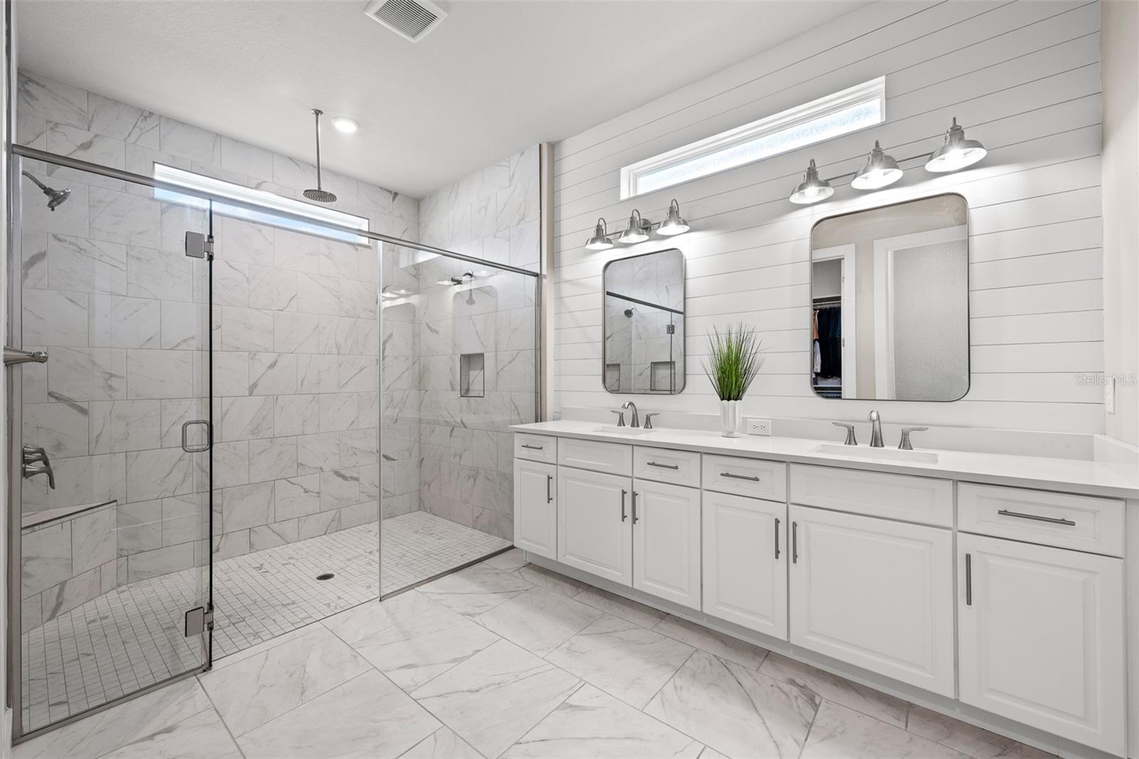 8714 DRUMMER PLANK DR, WESLEY CHAPEL, FL, 33545