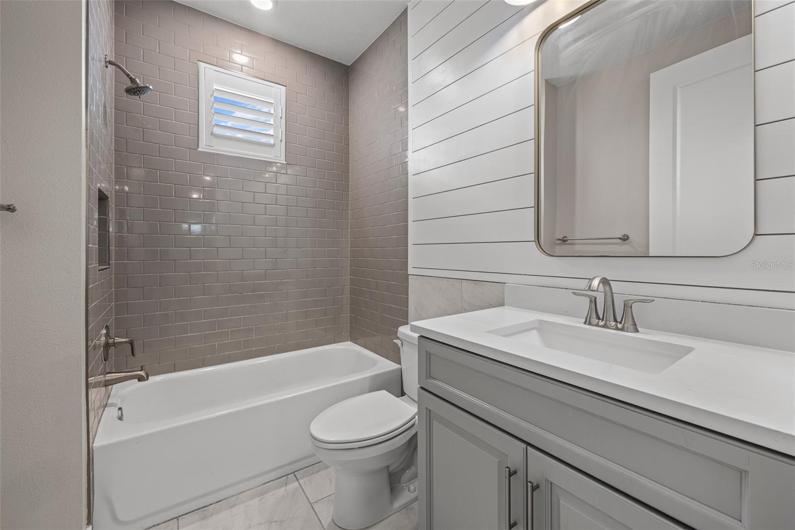 8714 DRUMMER PLANK DR, WESLEY CHAPEL, FL, 33545