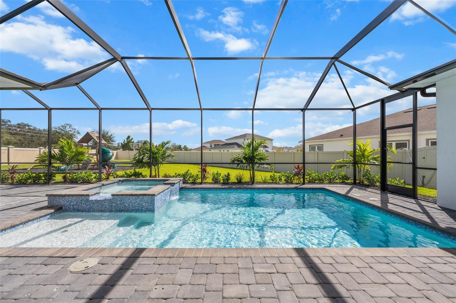 8714 DRUMMER PLANK DR, WESLEY CHAPEL, FL, 33545