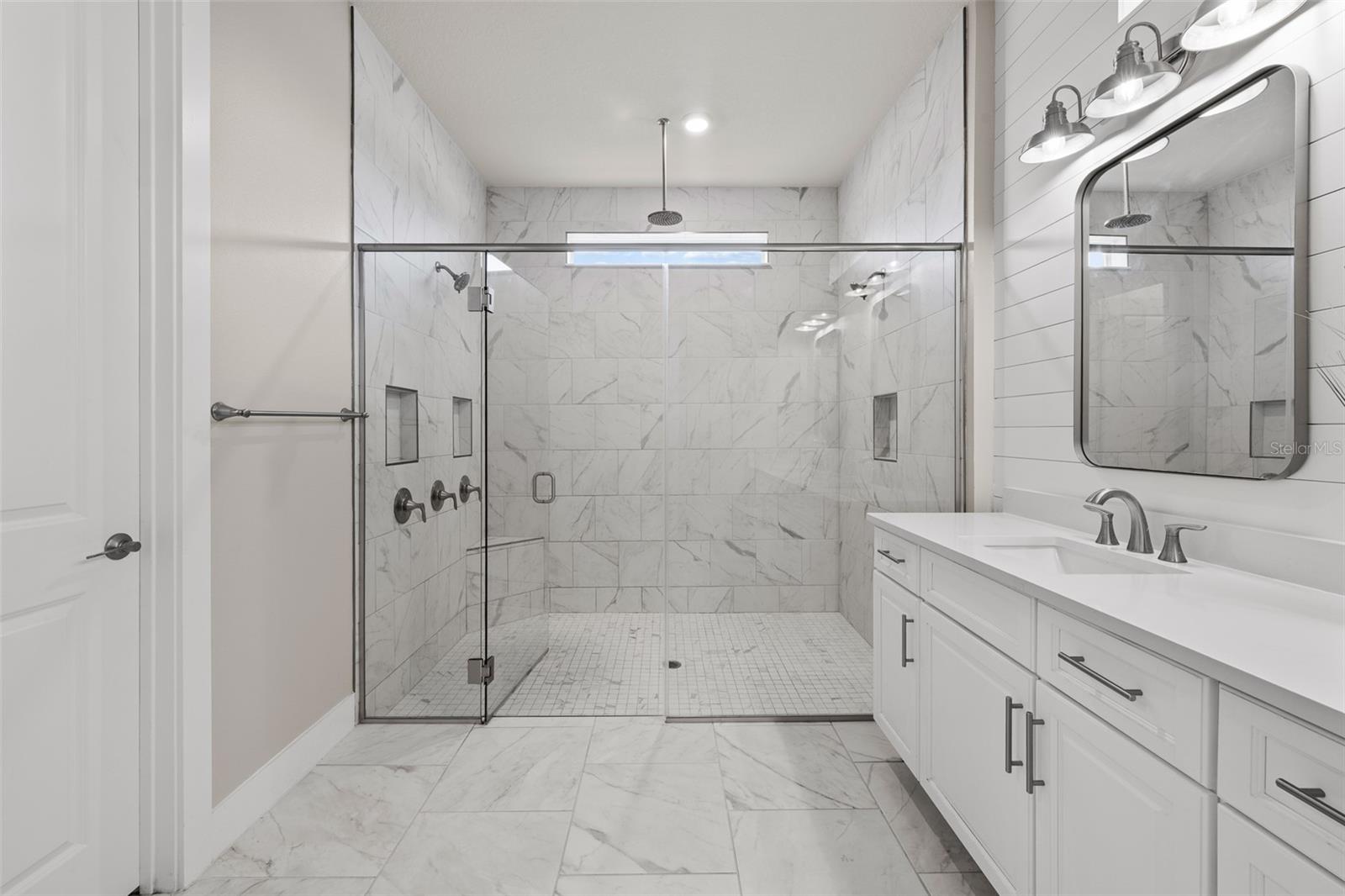 8714 DRUMMER PLANK DR, WESLEY CHAPEL, FL, 33545