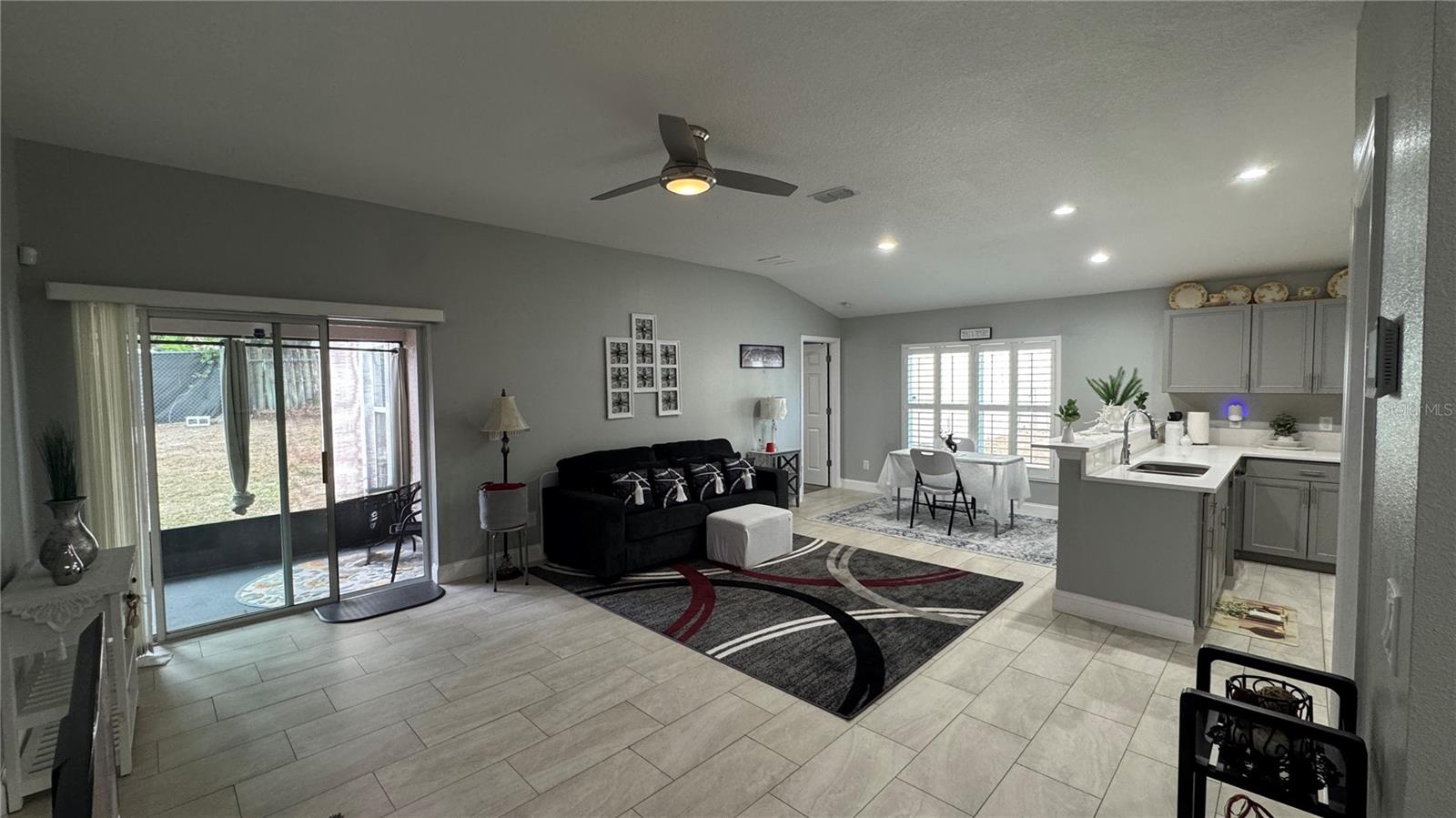 1012 E SILVER STAR RD, OCOEE, FL, 34761