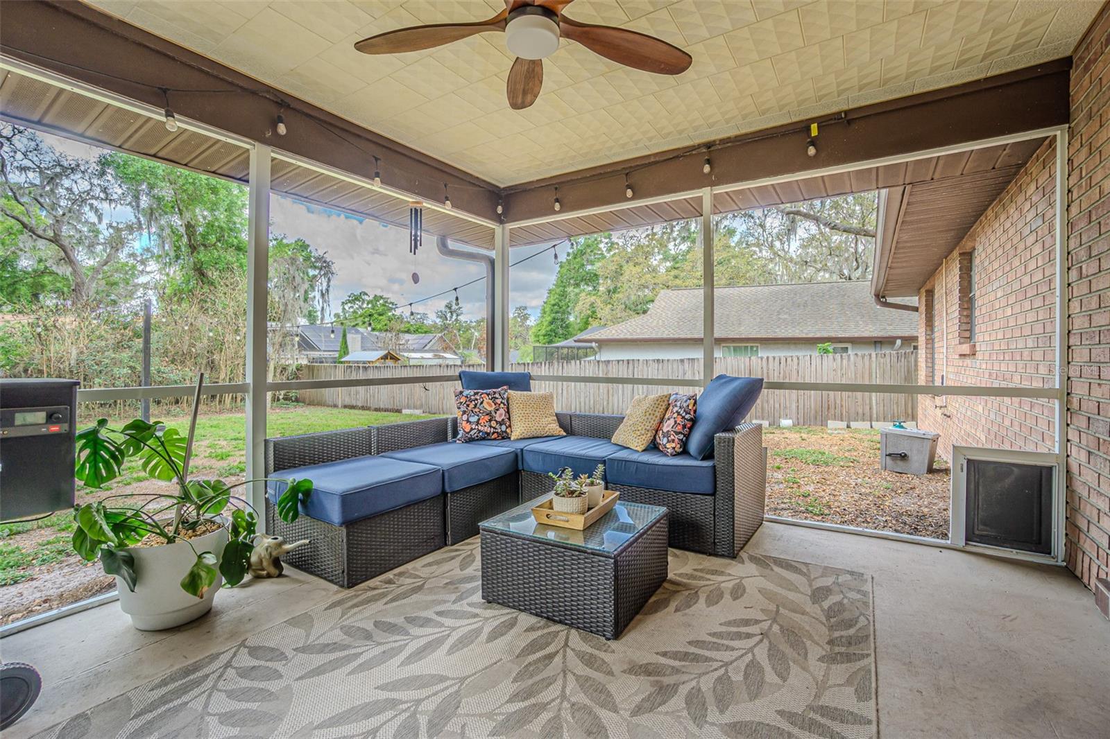 1107 OAKRIDGE MANOR DR, BRANDON, FL, 33511
