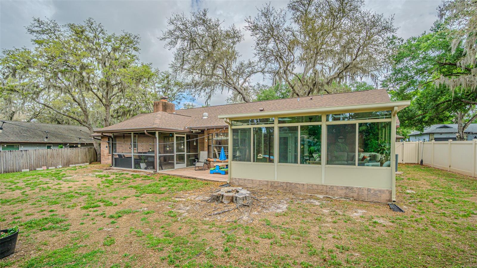 1107 OAKRIDGE MANOR DR, BRANDON, FL, 33511