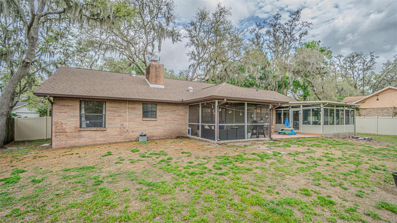 1107 OAKRIDGE MANOR DR, BRANDON, FL, 33511