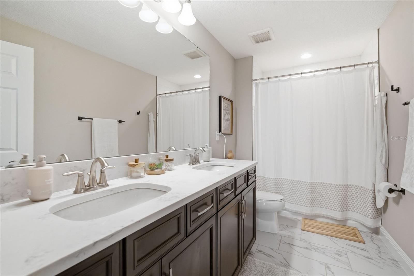 6396 ROADSTEAD CT, APOLLO BEACH, FL, 33572