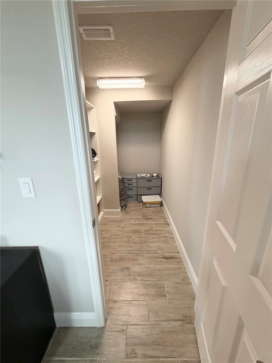 6396 ROADSTEAD CT, APOLLO BEACH, FL, 33572