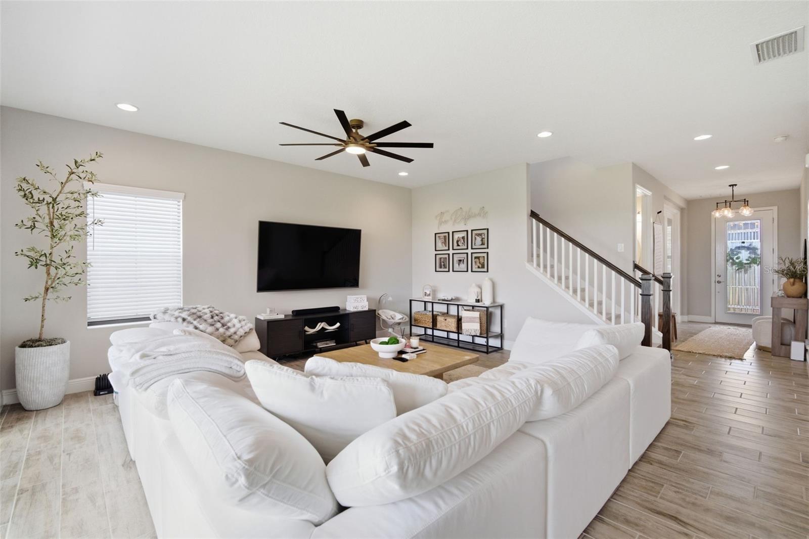 6396 ROADSTEAD CT, APOLLO BEACH, FL, 33572